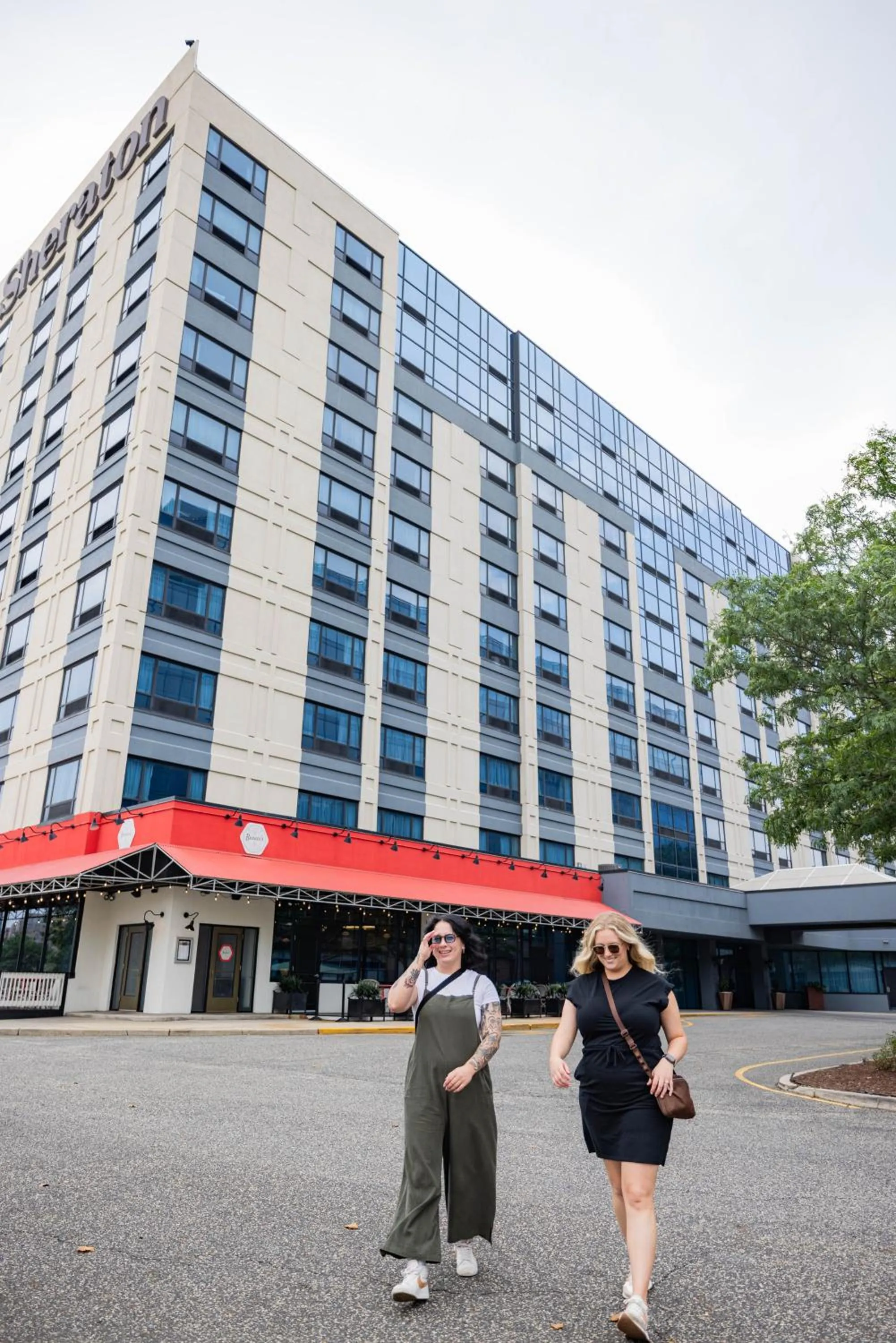 Property building in Sheraton Lincoln Harbor Hotel