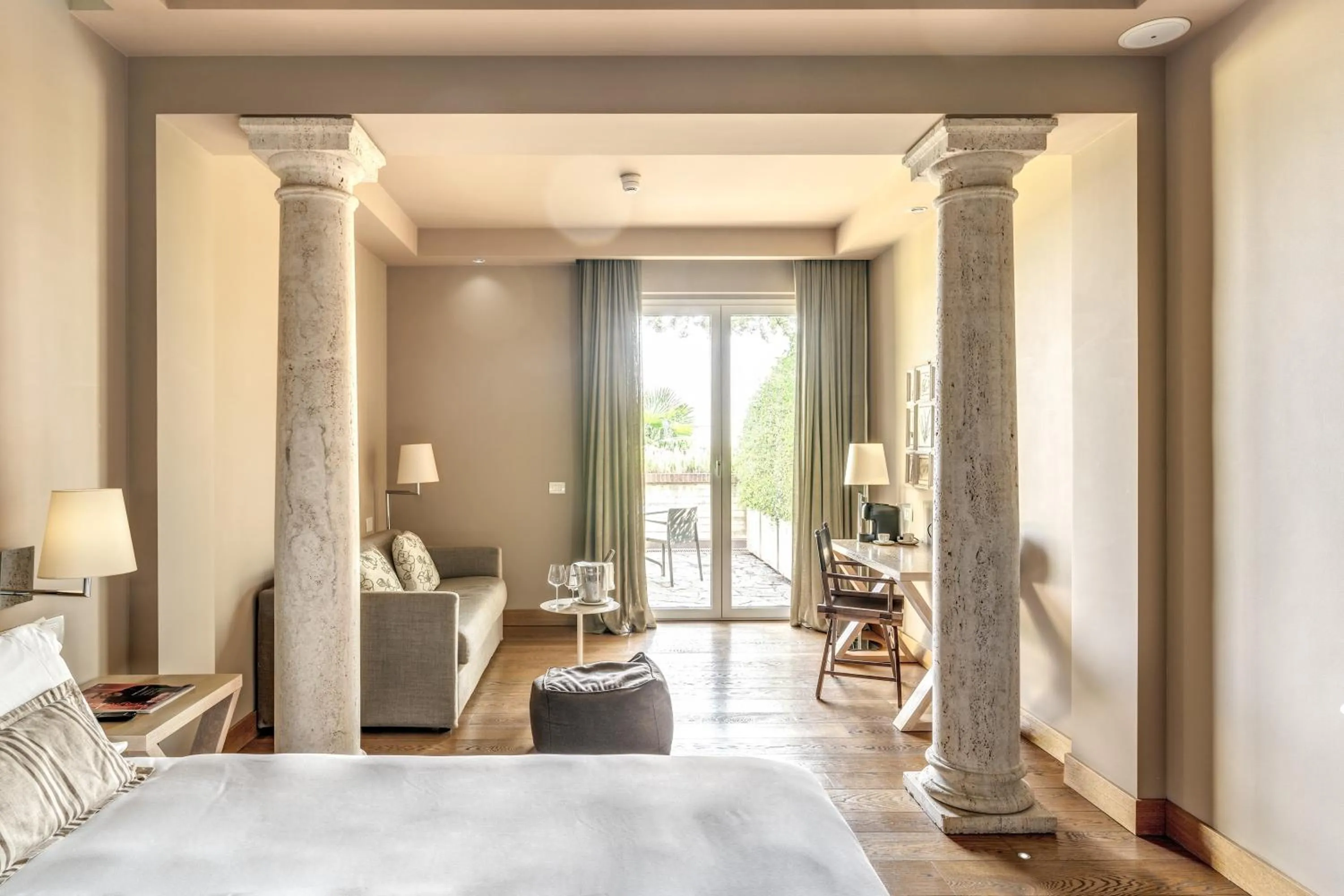 Bedroom, Bed in Tenuta De L'Annunziata - Natural Relais