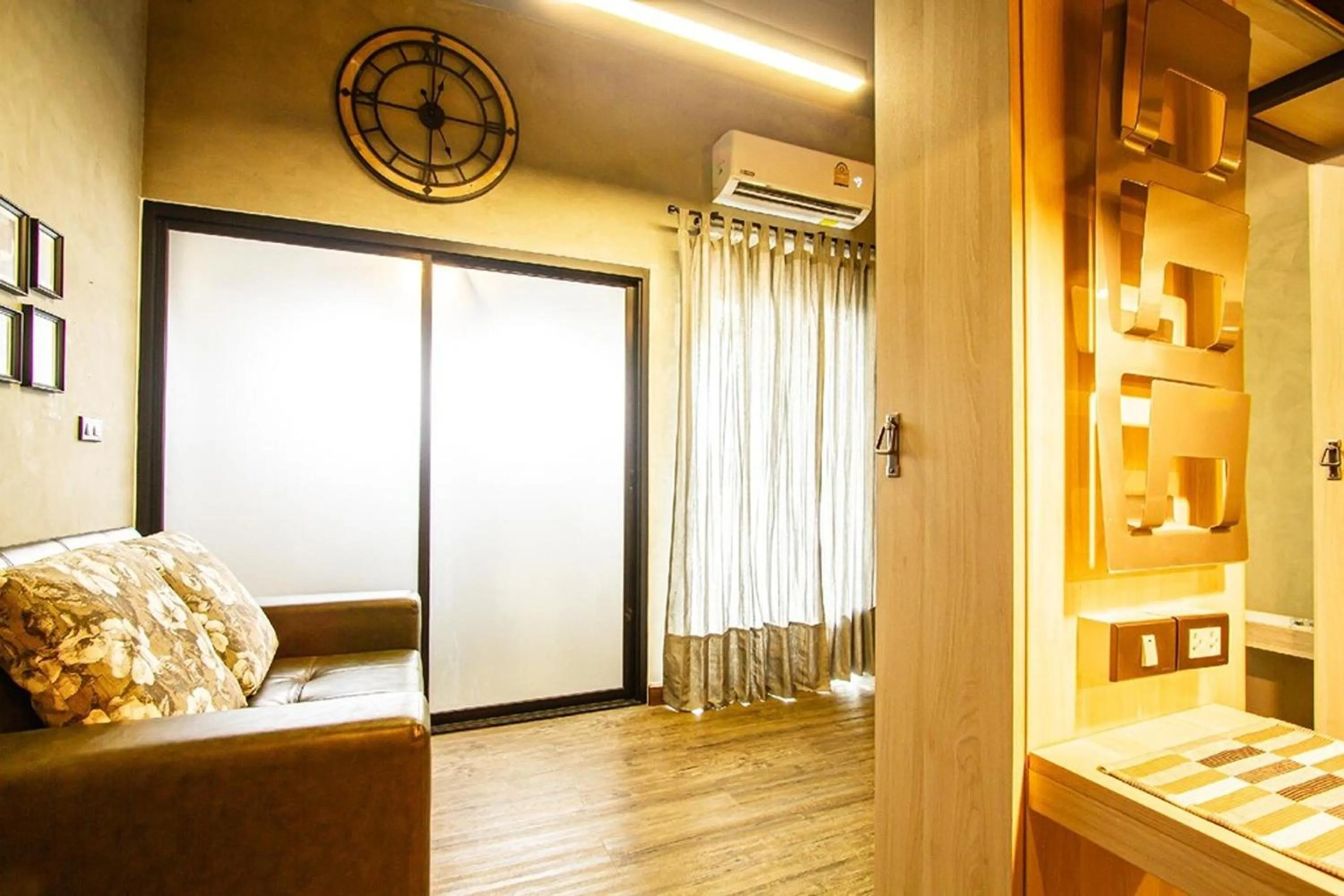 Bedroom, Bed in 44 Room Rama 3