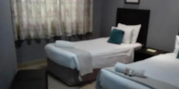 Bed in Waterside Lodge CC