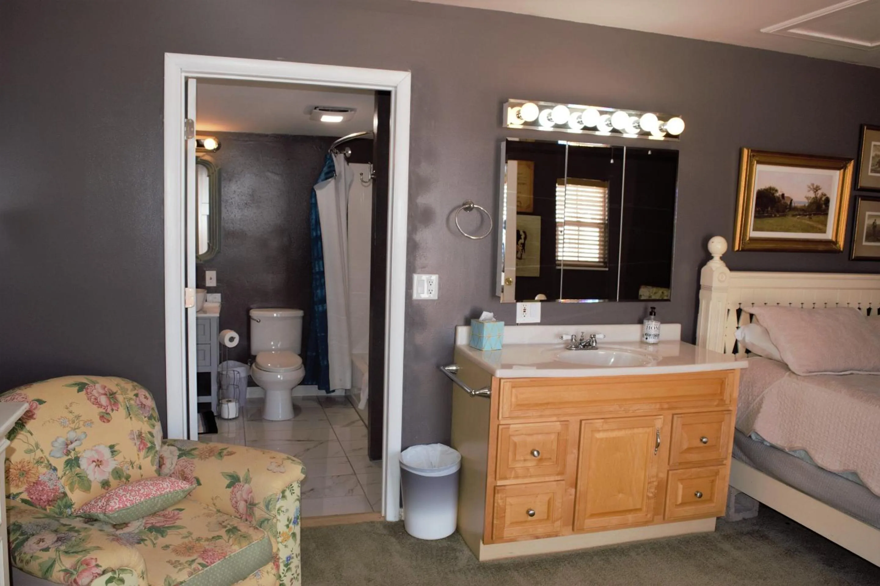 Bedroom in Swallow Cove