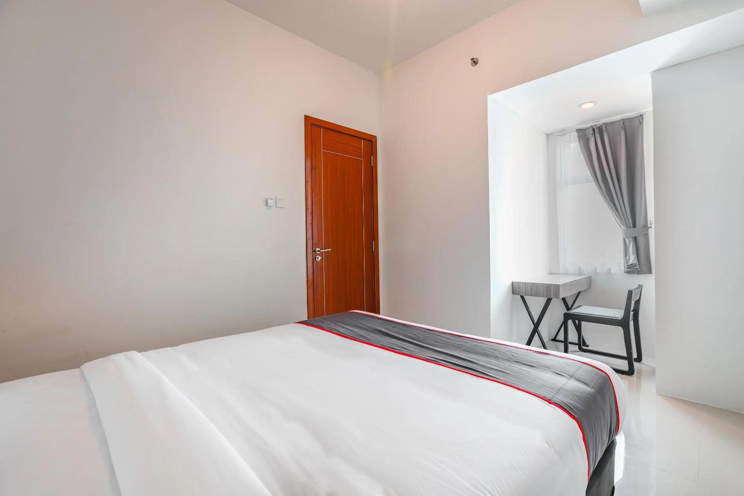 Bedroom in Collection O 16 Vittoria Residence