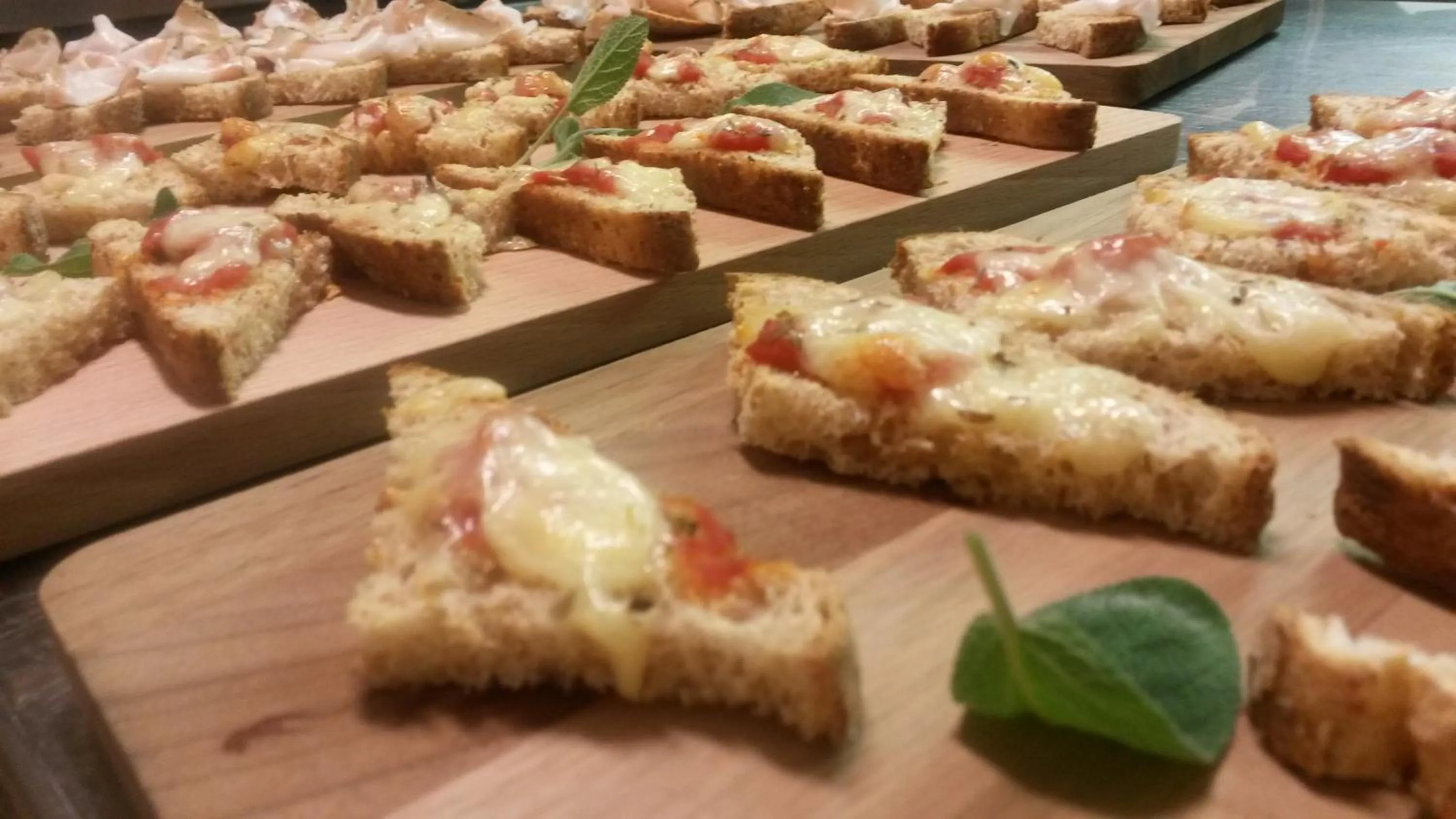 Restaurant/places to eat in Albergo Al Castello