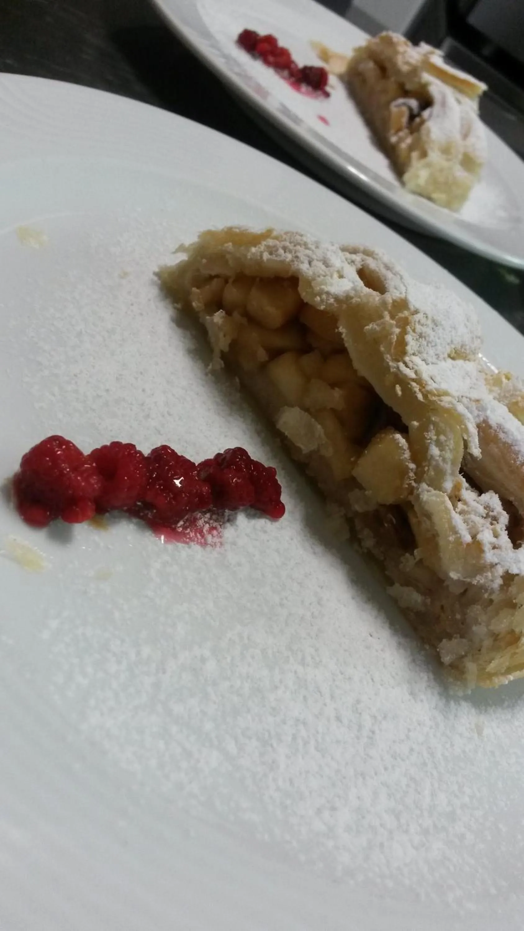 Restaurant/places to eat in Albergo Al Castello