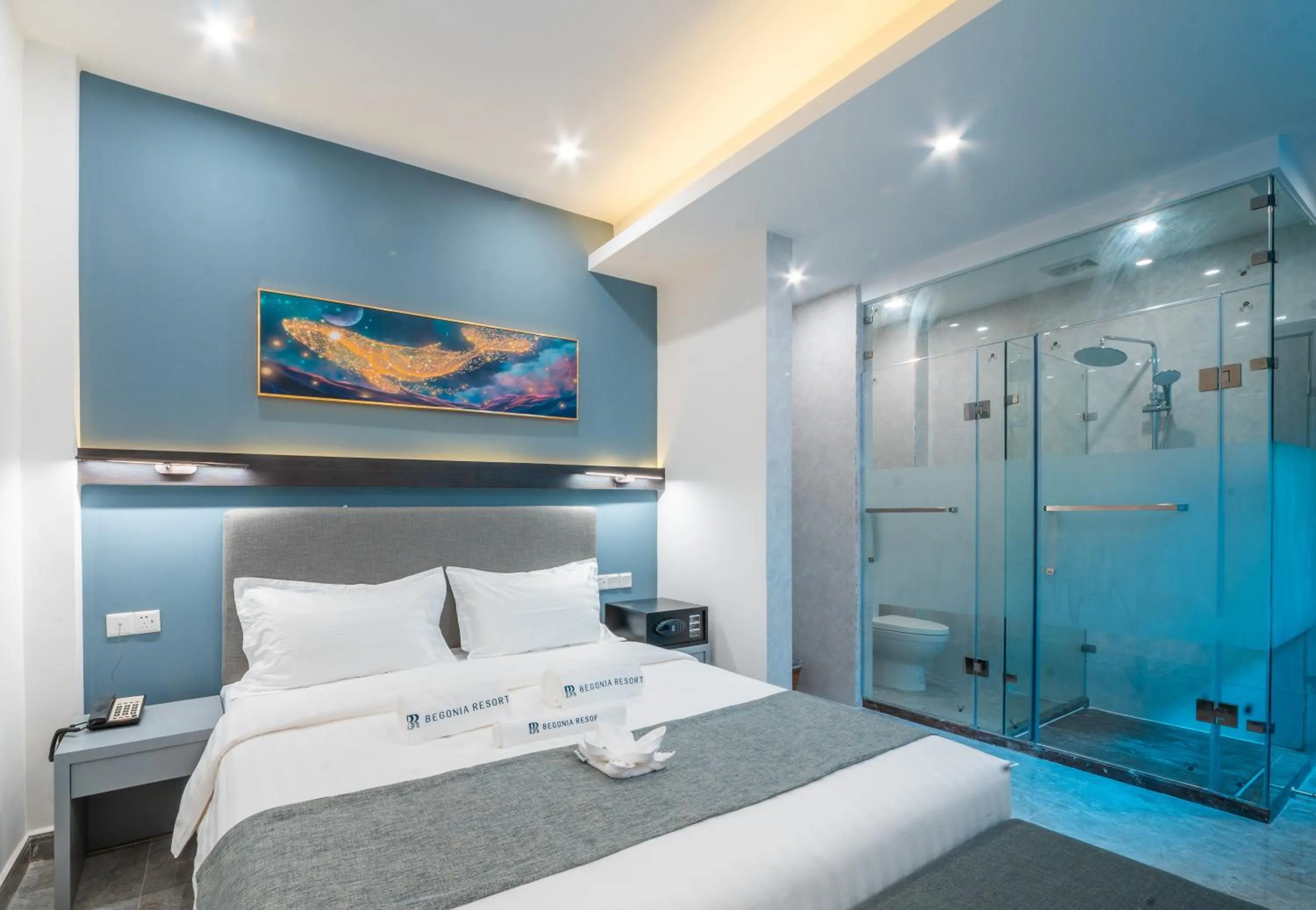 Shower, Bed in Bohol Panglao Begonia Resort