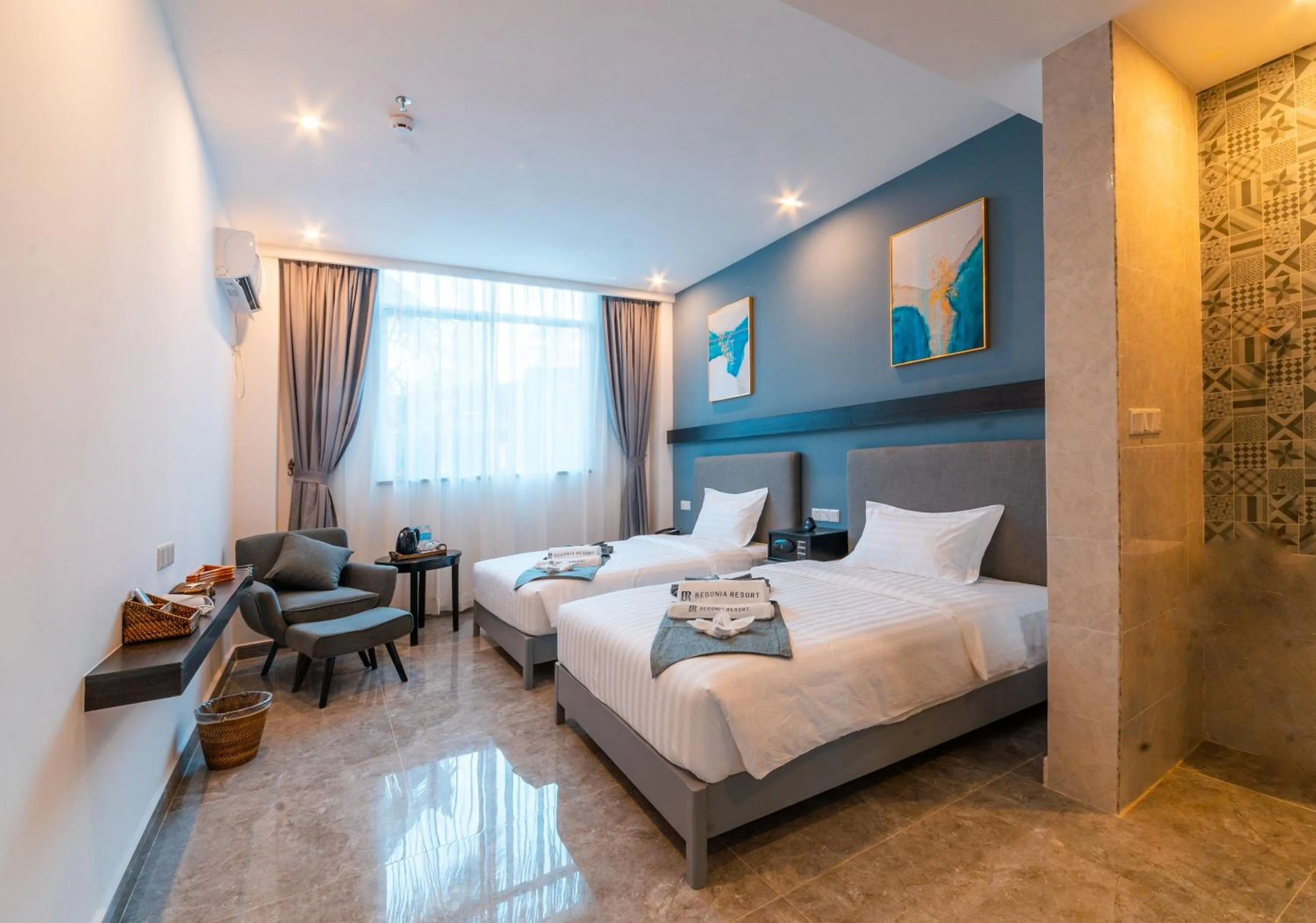 Bed in Bohol Panglao Begonia Resort