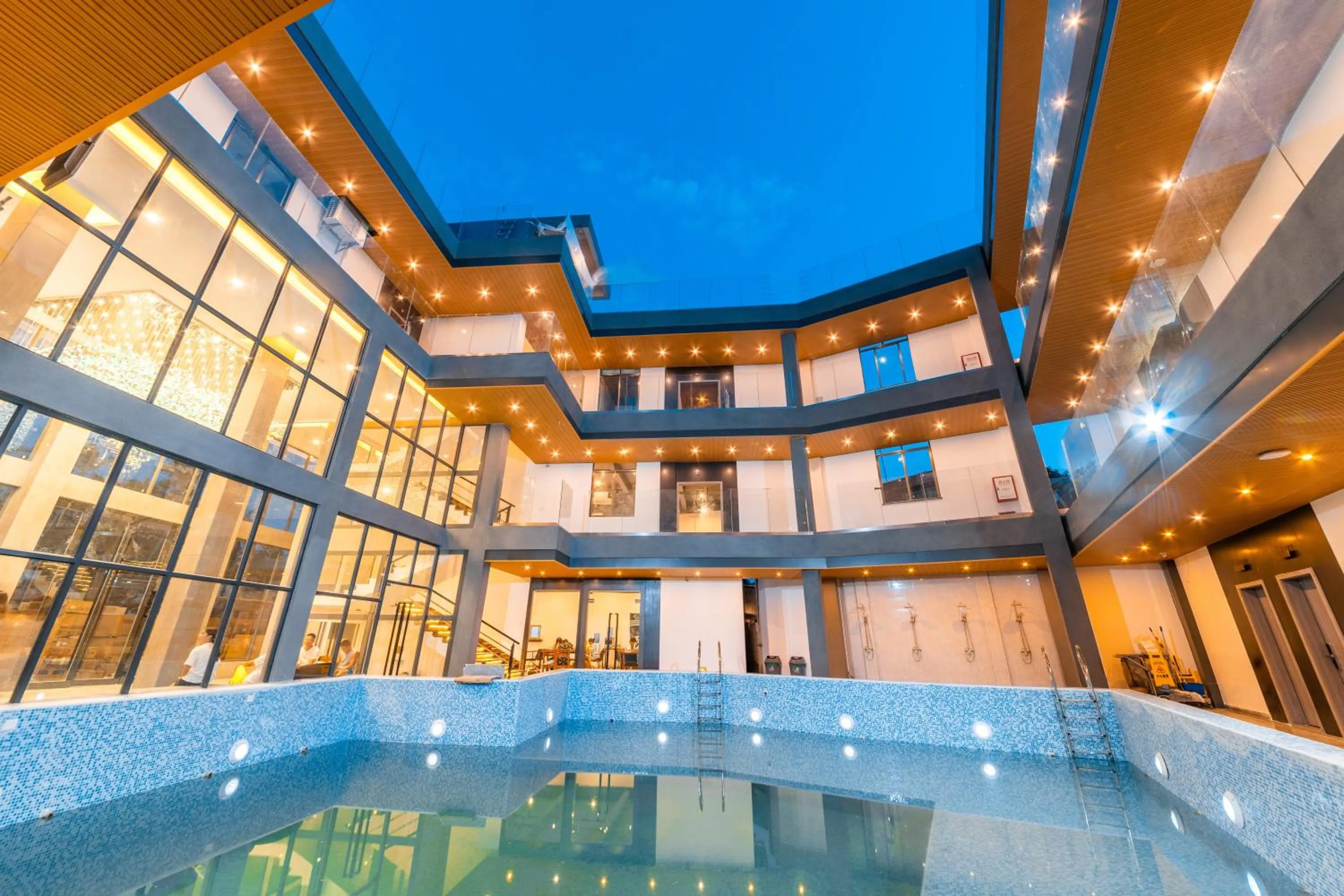 Swimming pool in Bohol Panglao Begonia Resort