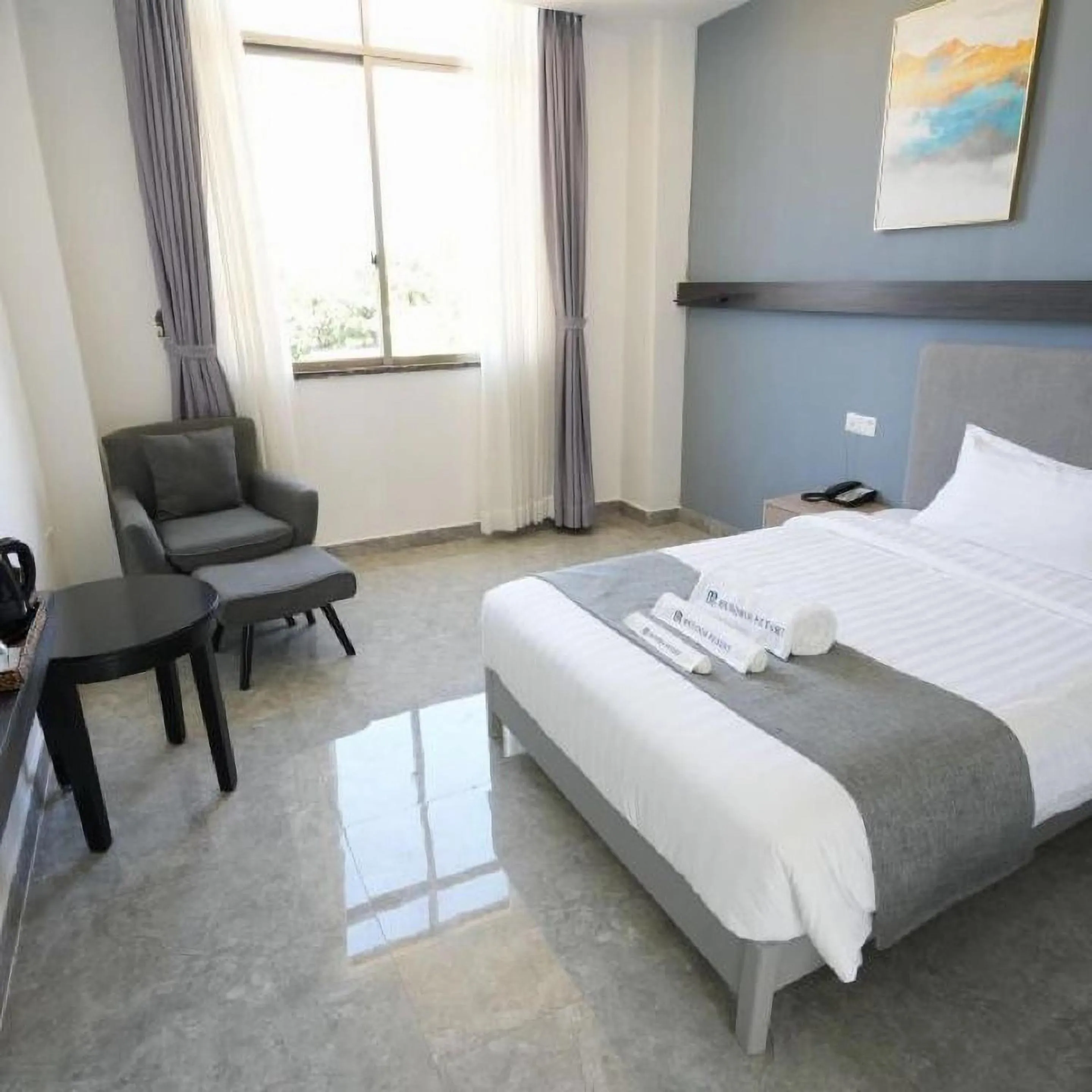 Photo of the whole room, Bed in Bohol Panglao Begonia Resort