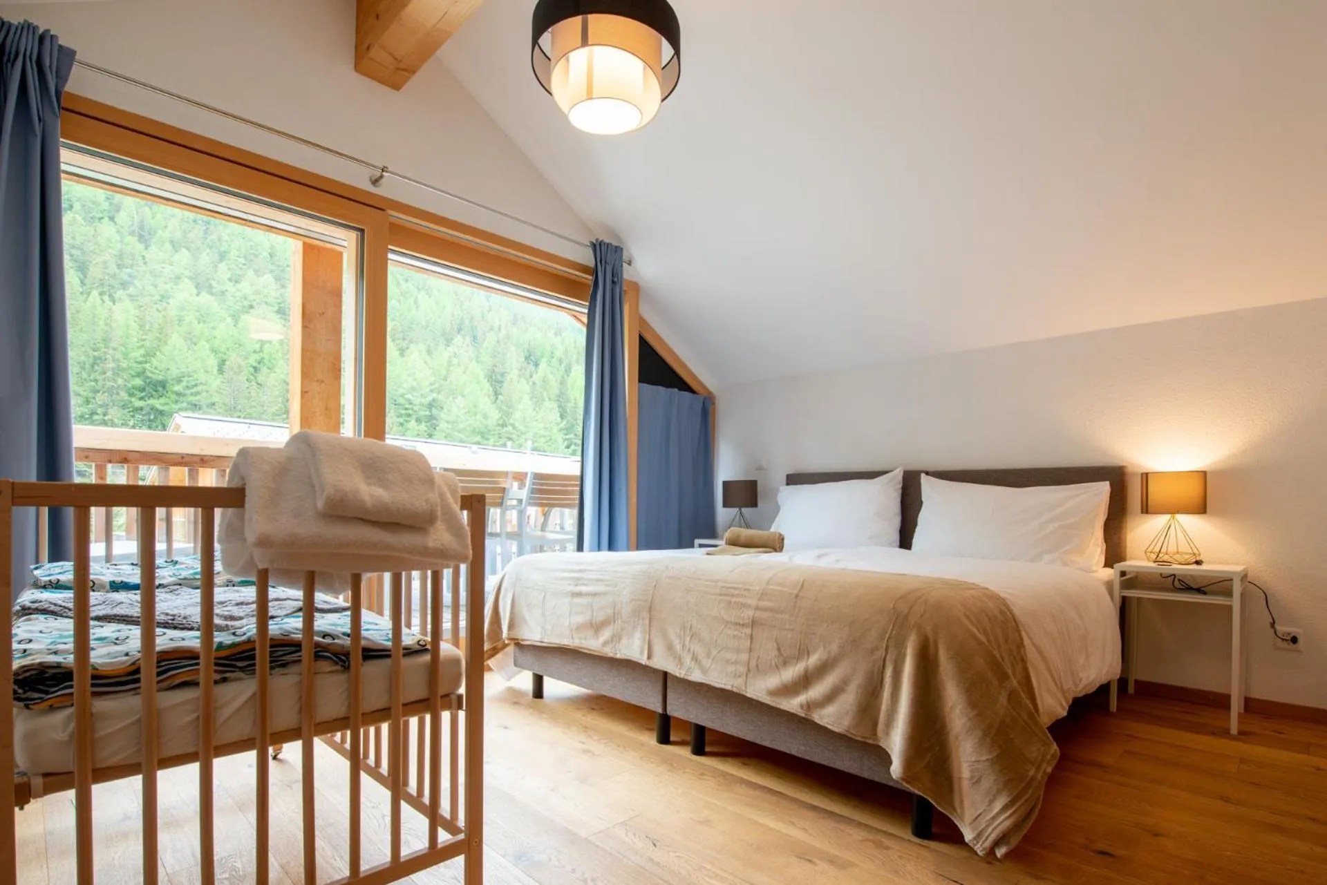 Bedroom in Montela Hotel & Resort - Suiten