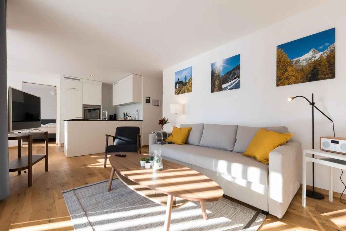 TV and multimedia in Montela Hotel & Resort - Suiten