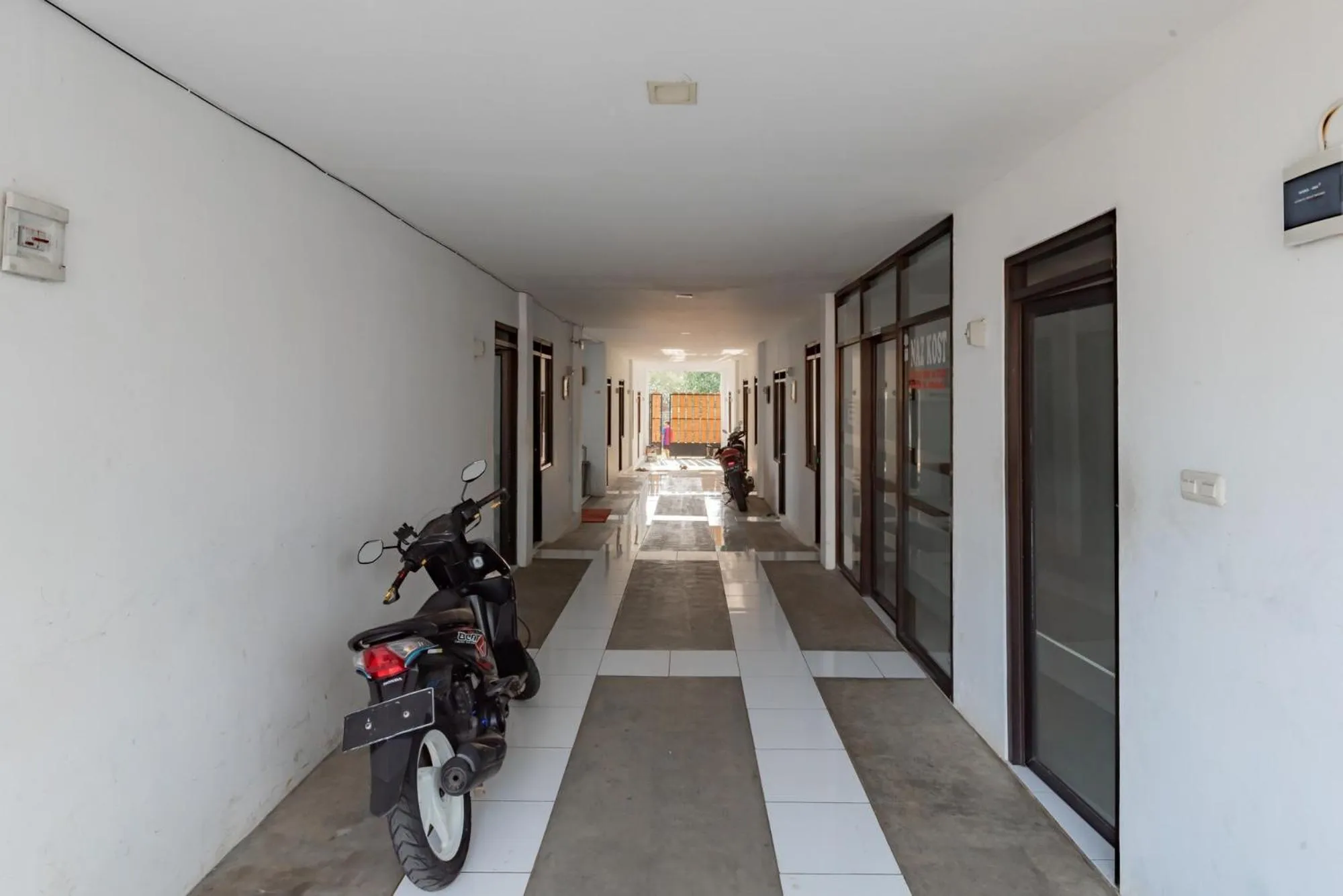 Property building in RedDoorz Syariah near RS Hermina Sukabumi