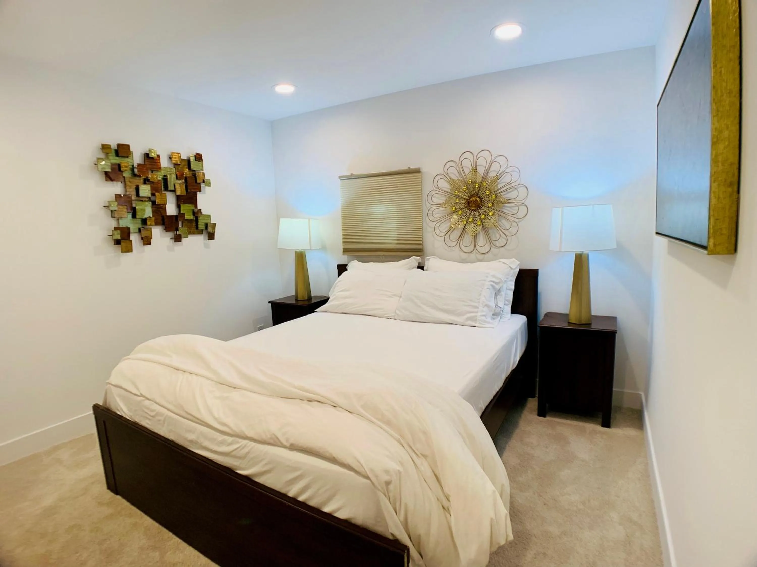 Bed in Phinneywood Hideaway - Zoo meets Lake