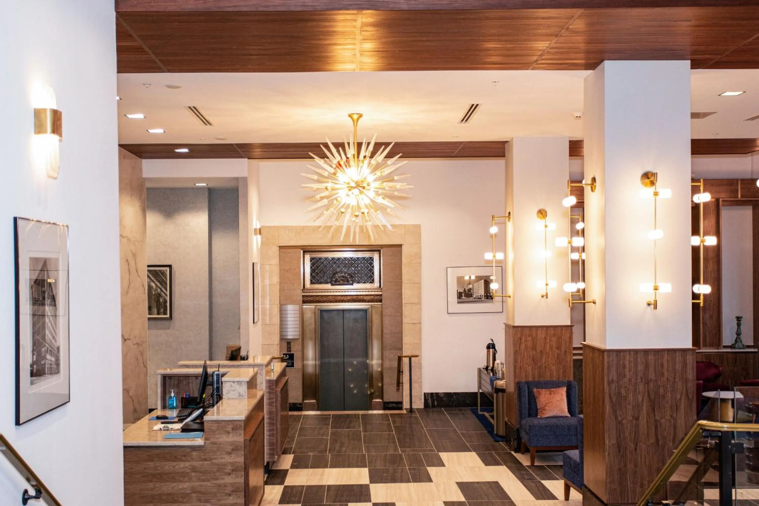 Lobby or reception in BLU-Tique, Akron, a Tribute Portfolio Hotel