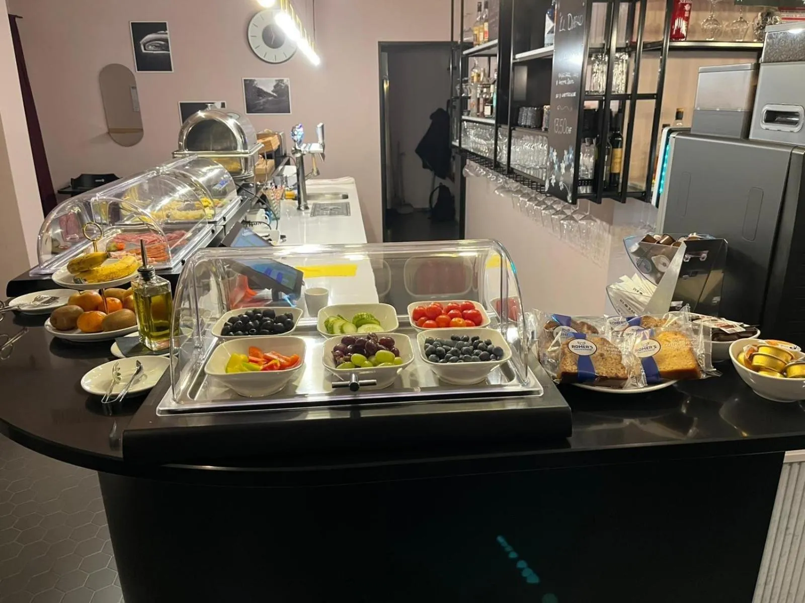 Buffet breakfast in BLOOM Boutique Hotel & Lounge Basel