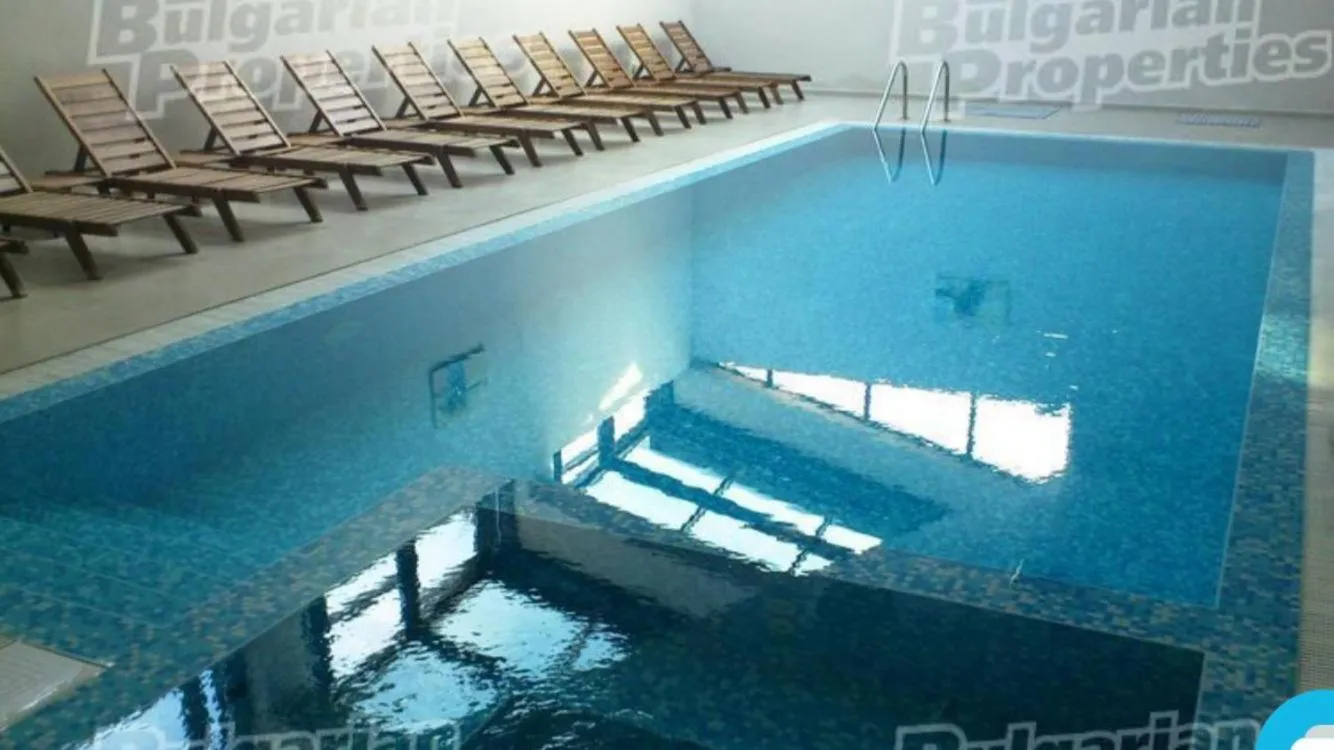 Swimming pool in Stylish Studio Apart Aspen Golf Resort