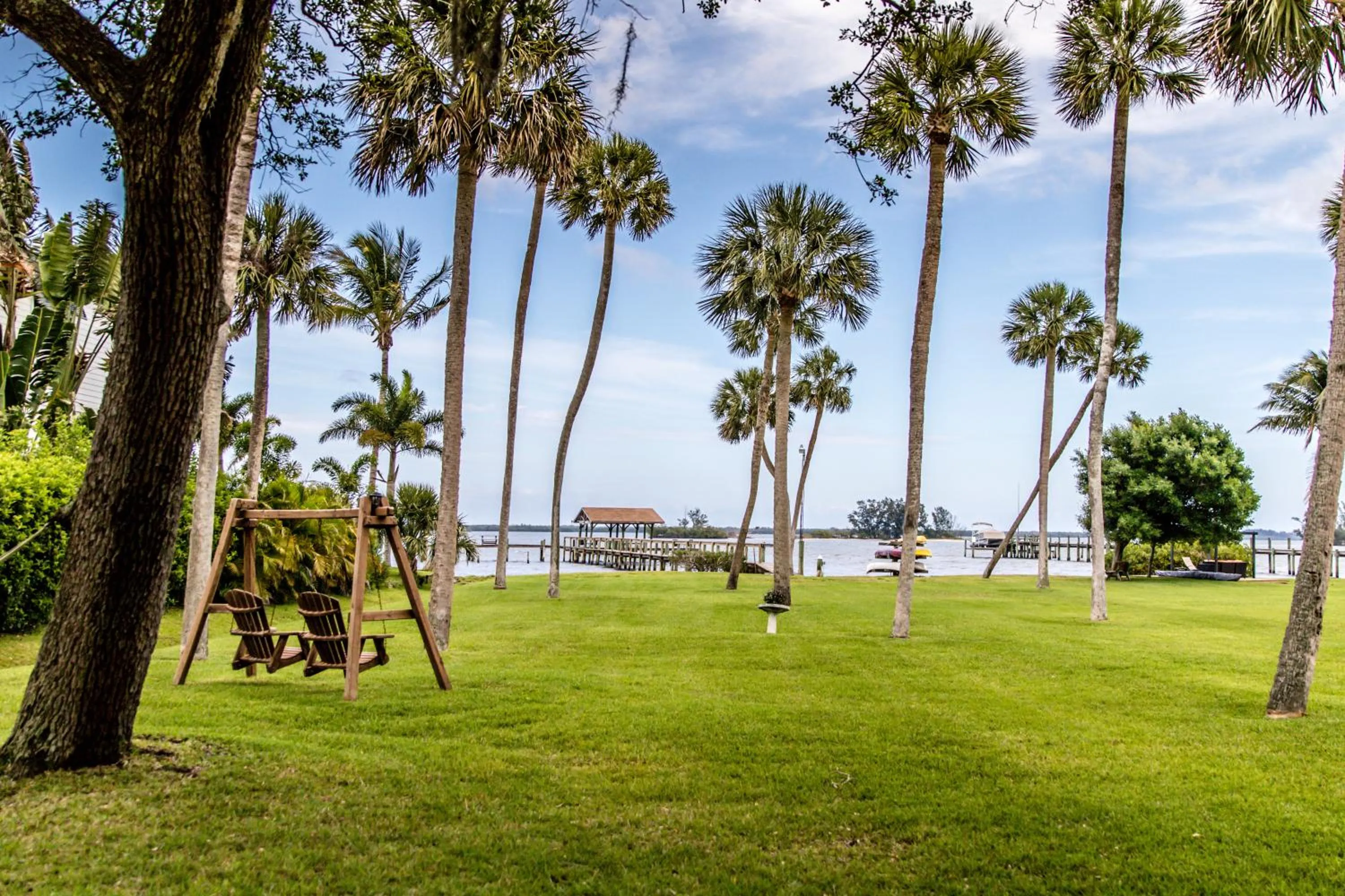 Island View Cottages Sebastian