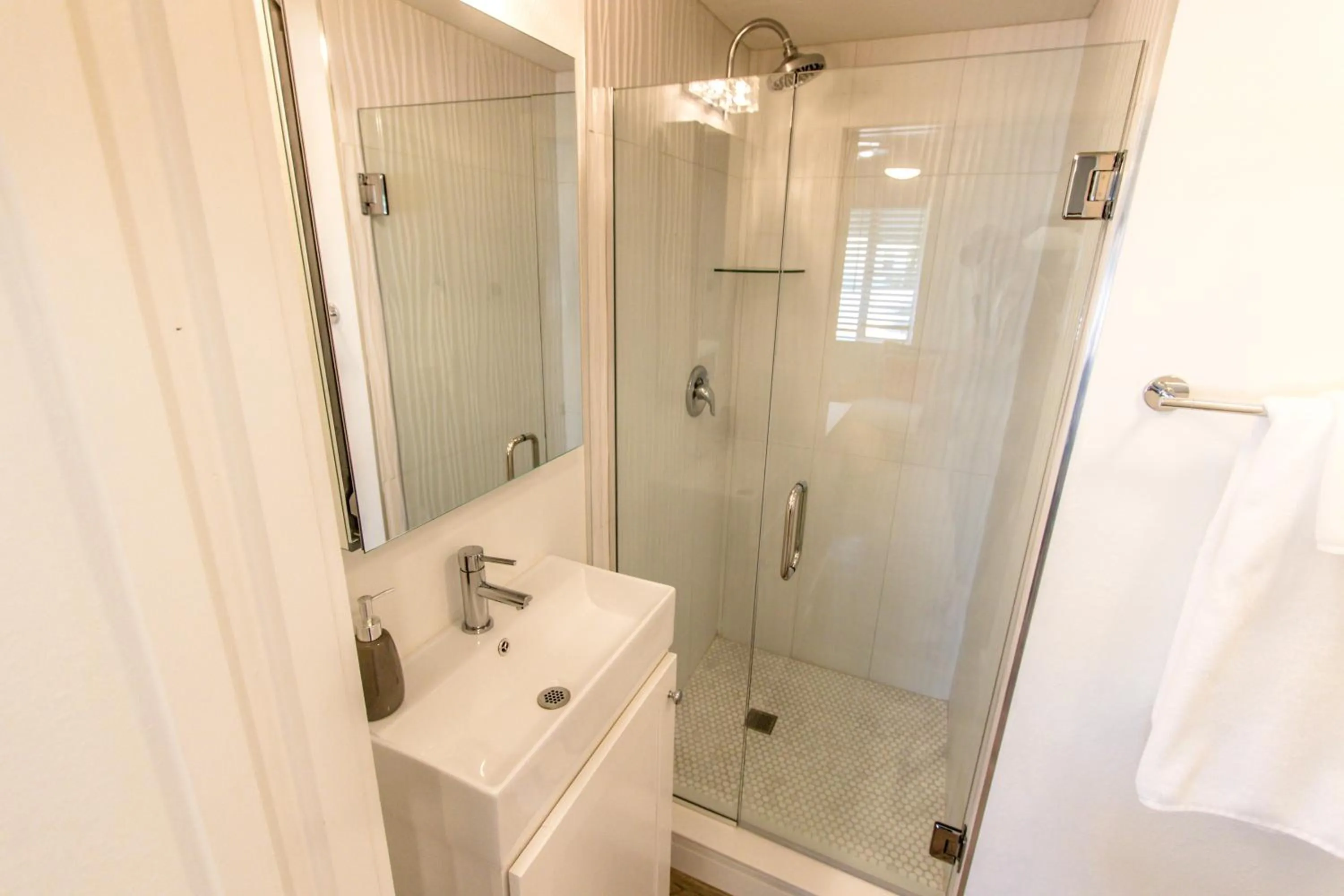 Island View Cottages Sebastian