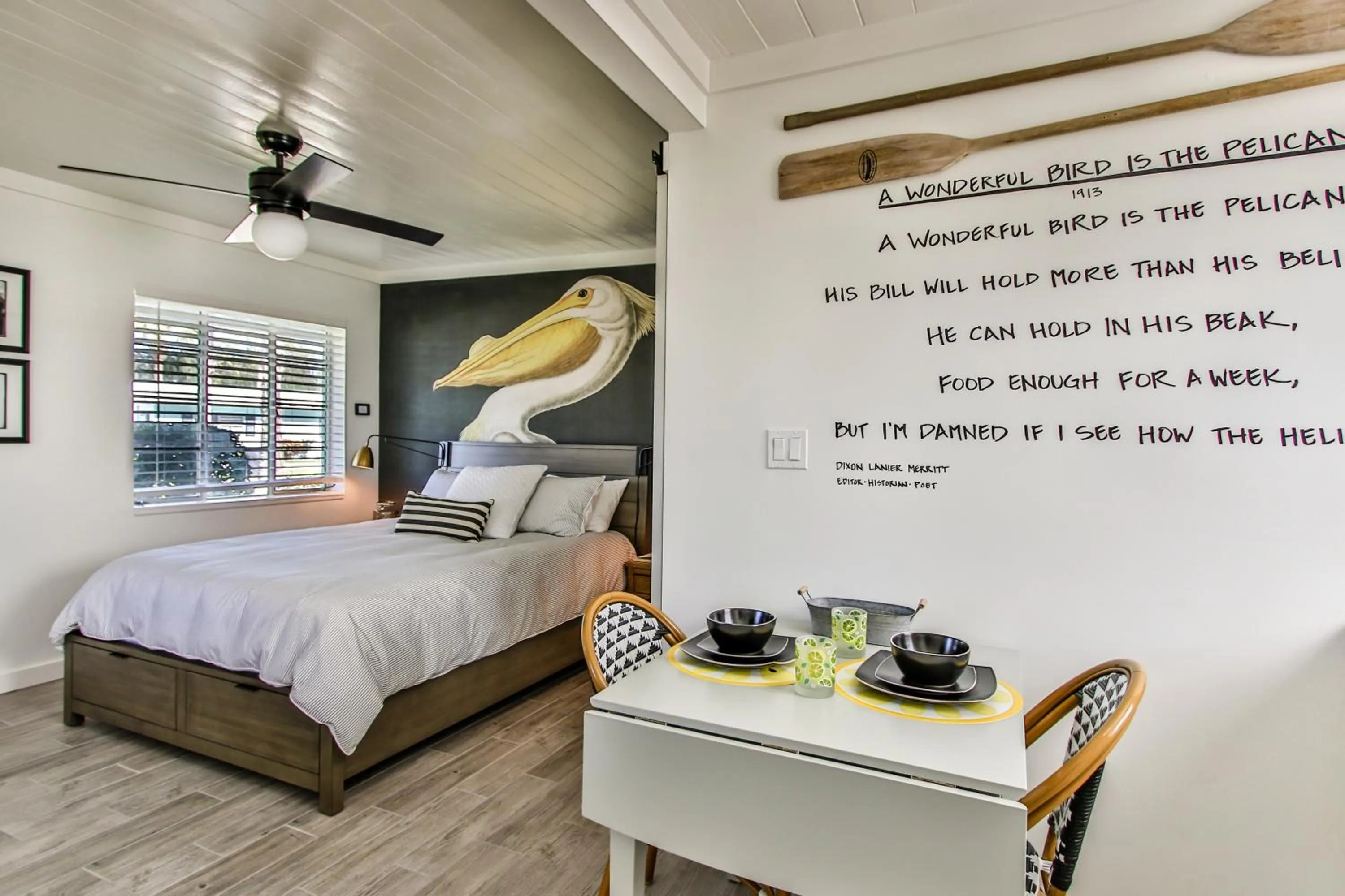 Bed in Island View Cottages Sebastian