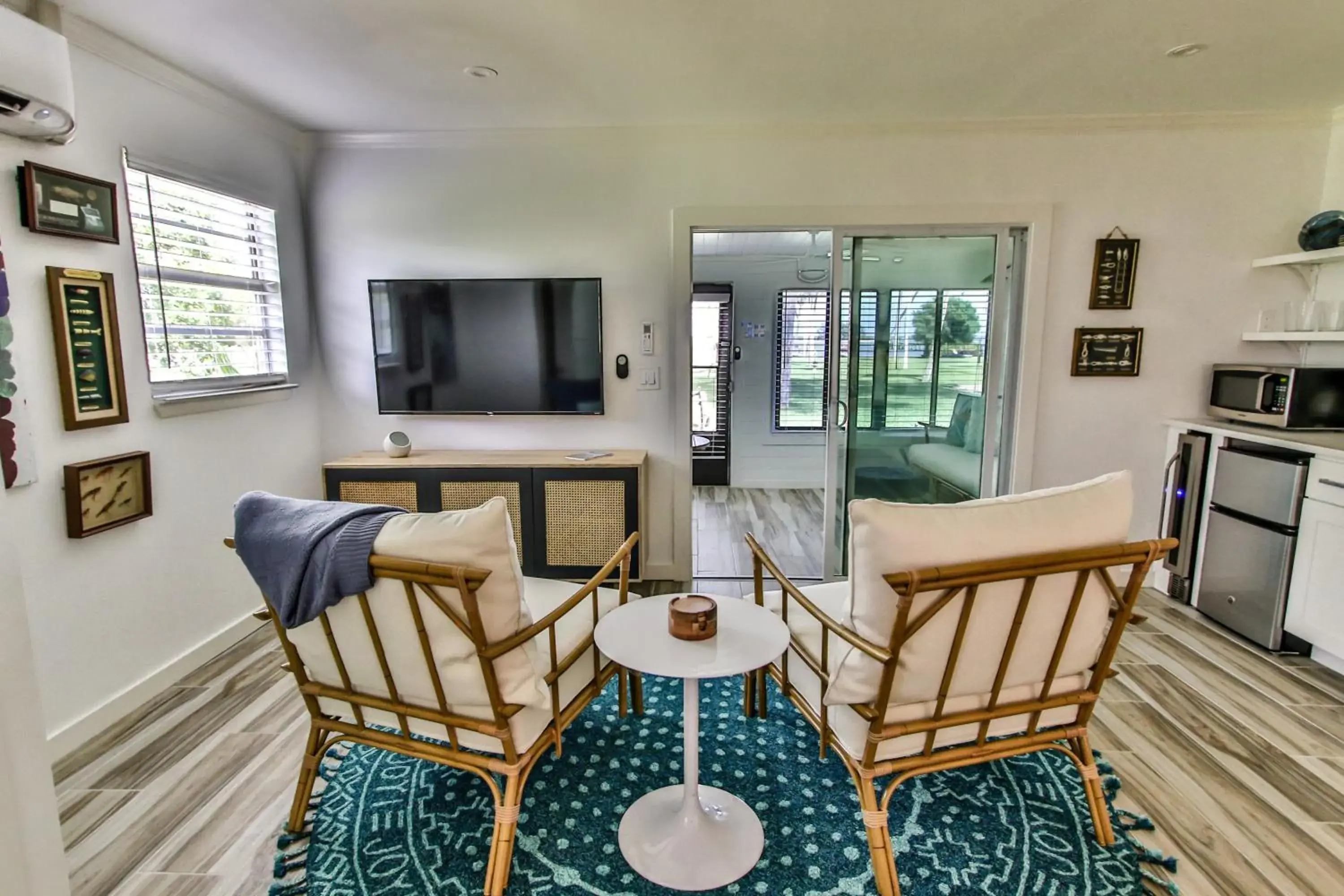 Deluxe King Studio in Island View Cottages Sebastian Deluxe King Studio in Island View Cottages Sebastian