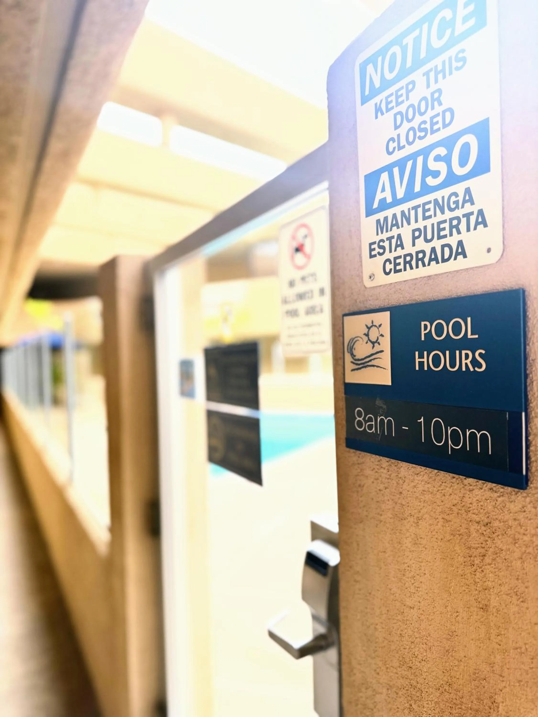 Swimming pool in The Pacific Inn