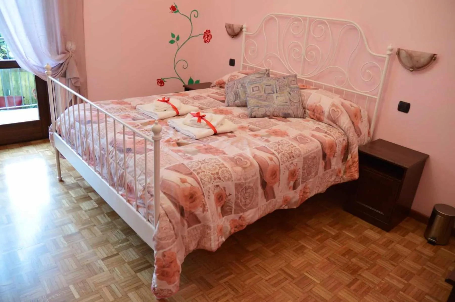 Bedroom, Bed in Villa Luisa B&B