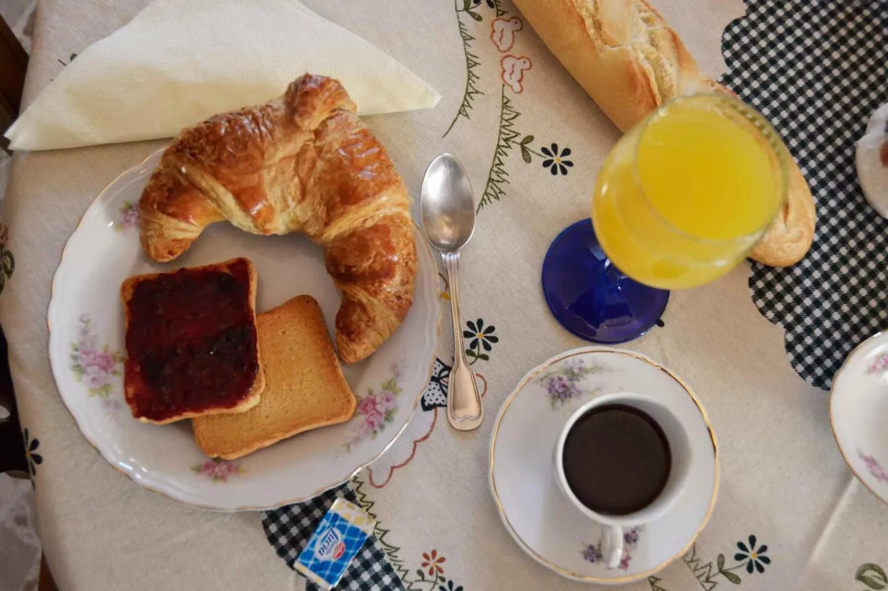 Breakfast in Villa Luisa B&B