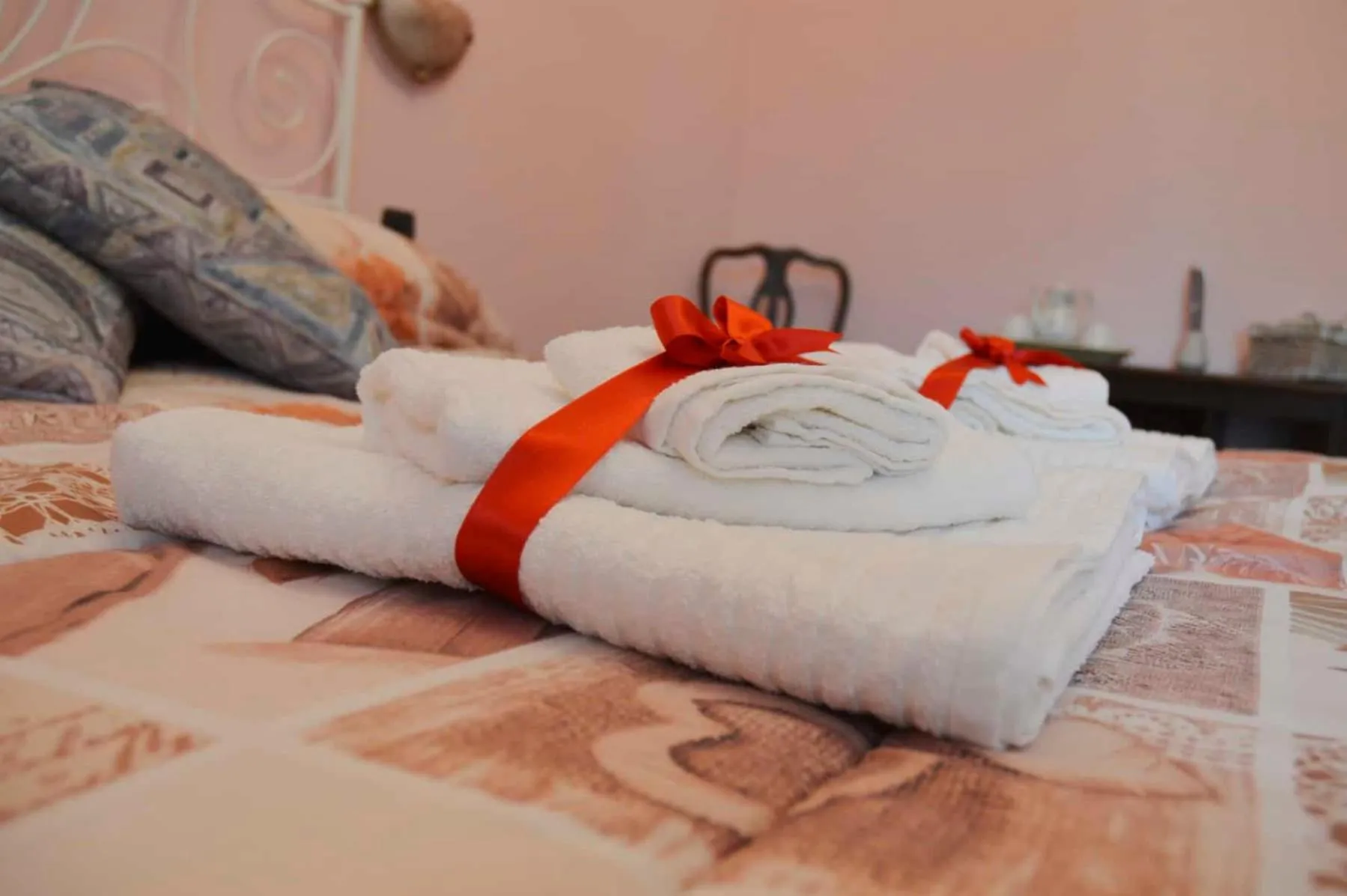 Bedroom, Bed in Villa Luisa B&B