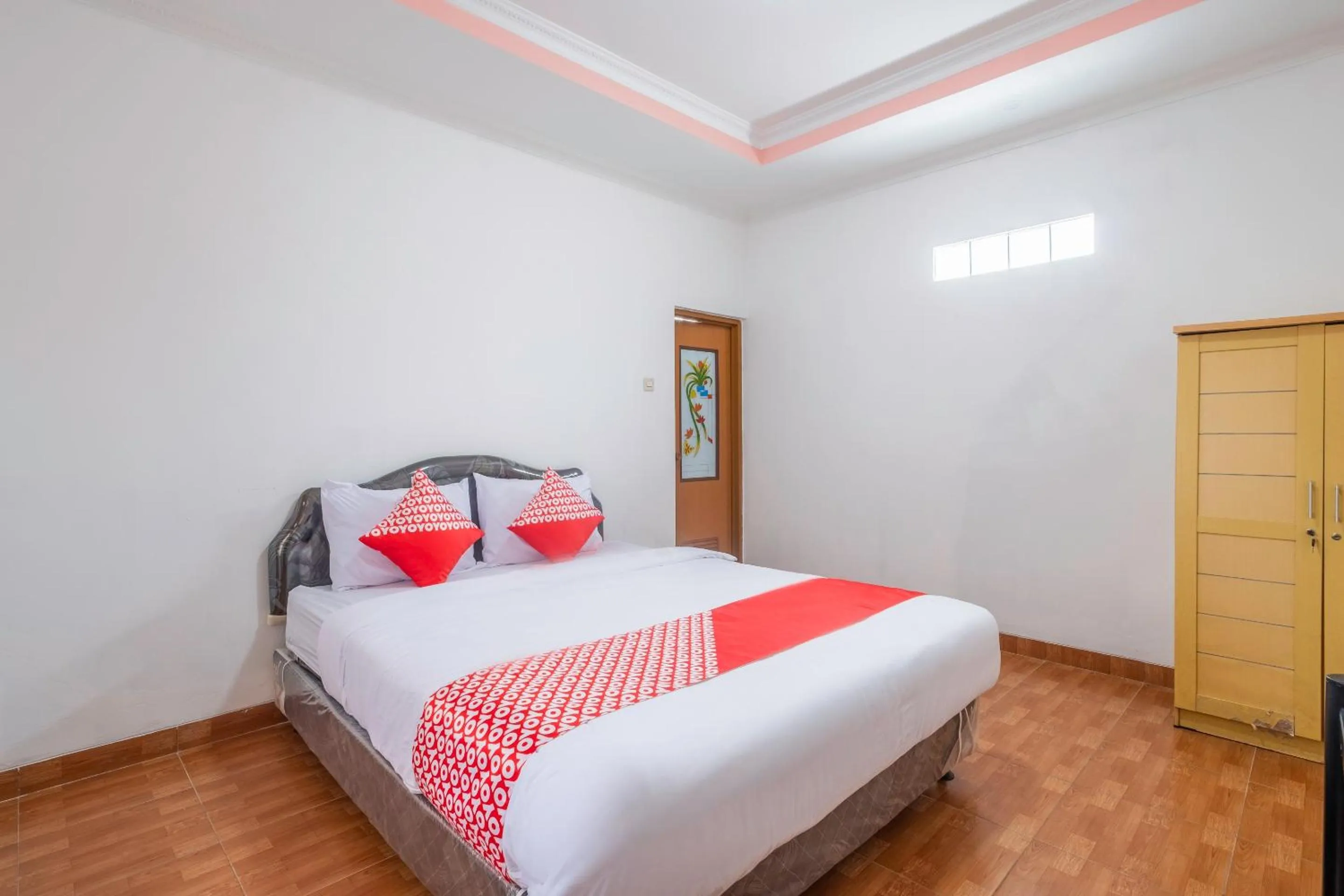 Bedroom in Capital O 1541 Puri Cikole Asri