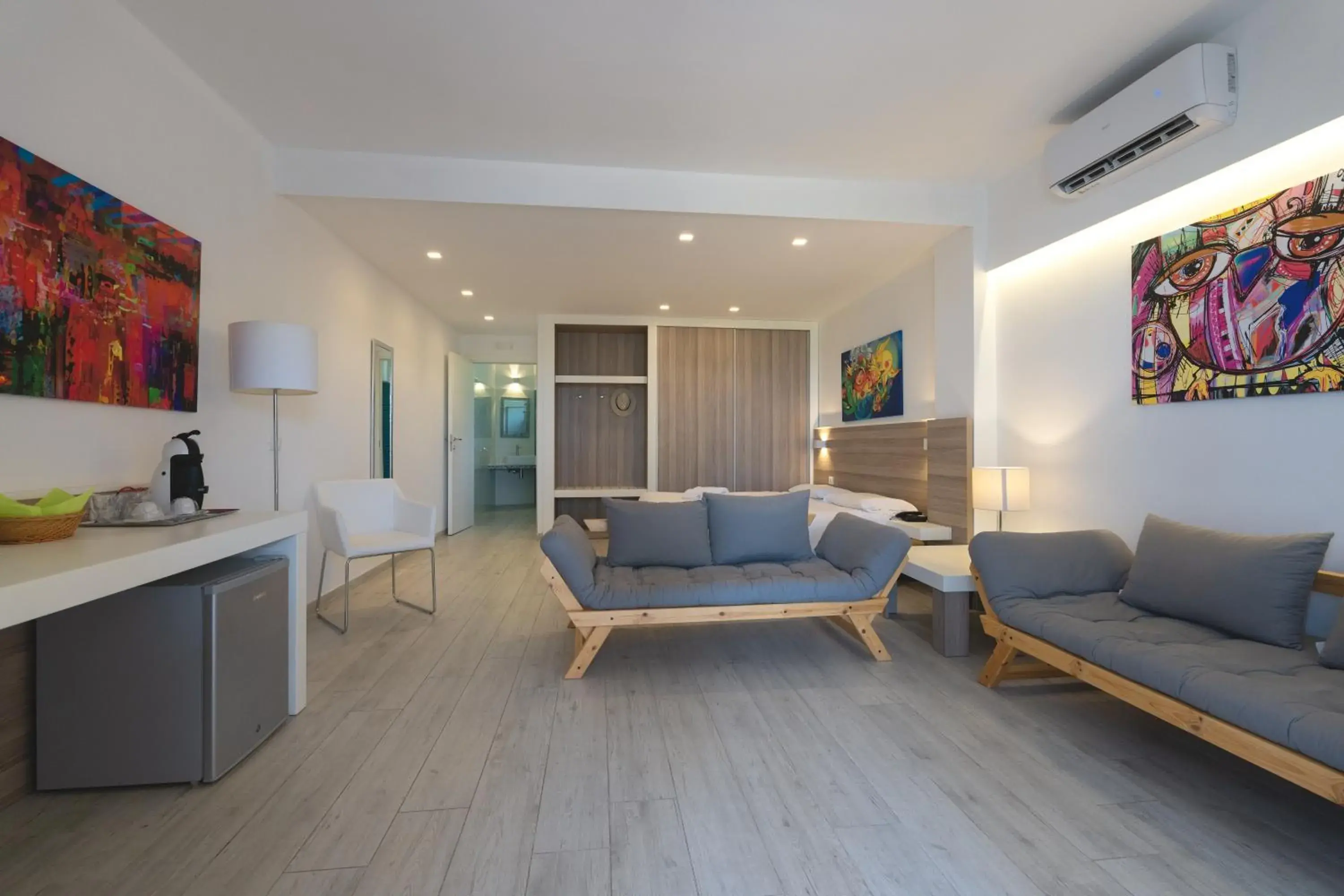 Junior Suite with Sea View in Residence Pietre Bianche ApartHotel Junior Suite with Sea View in Residence Pietre Bianche ApartHotel