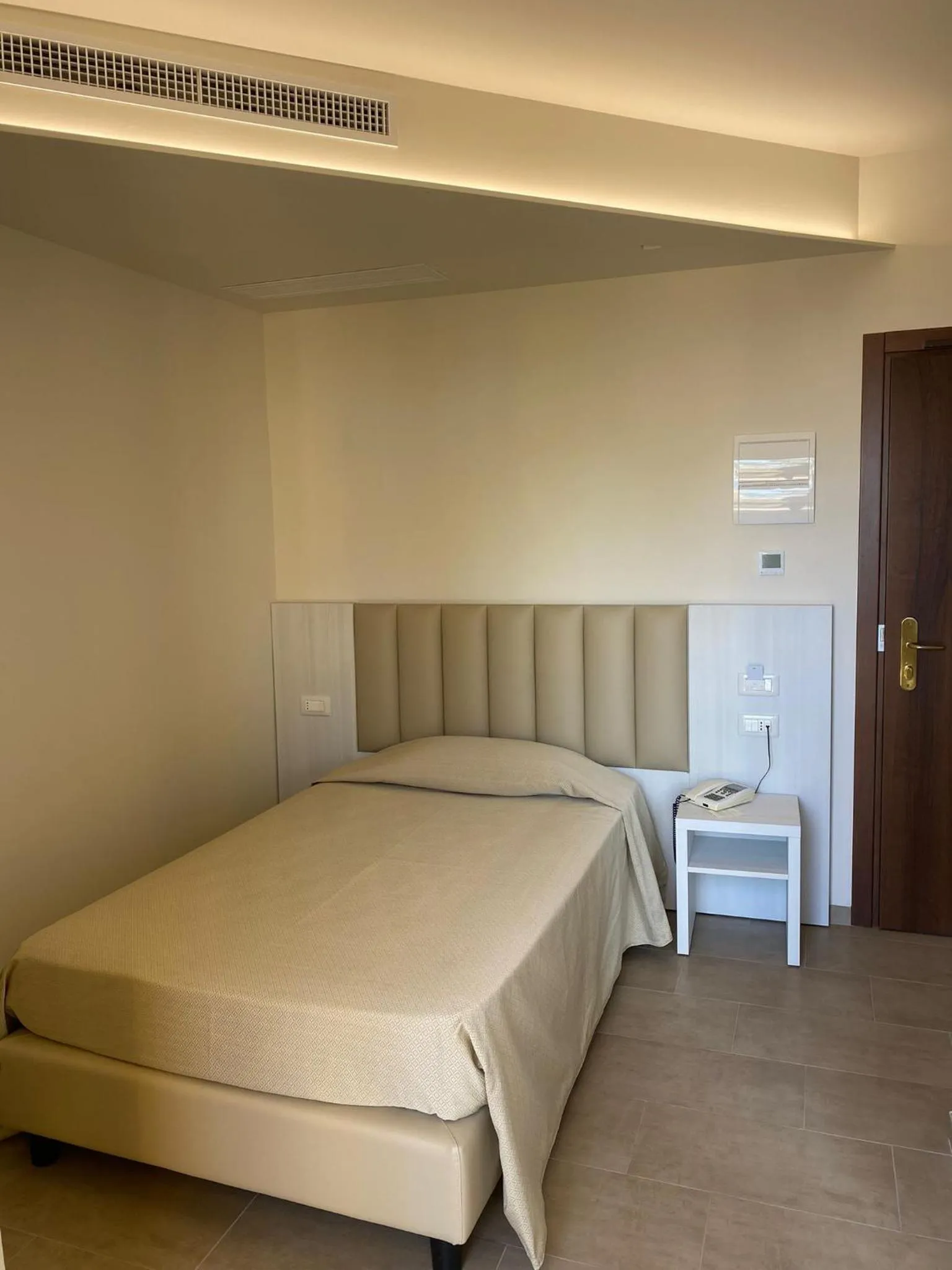 Bedroom, Bed in Hotel Vittoria