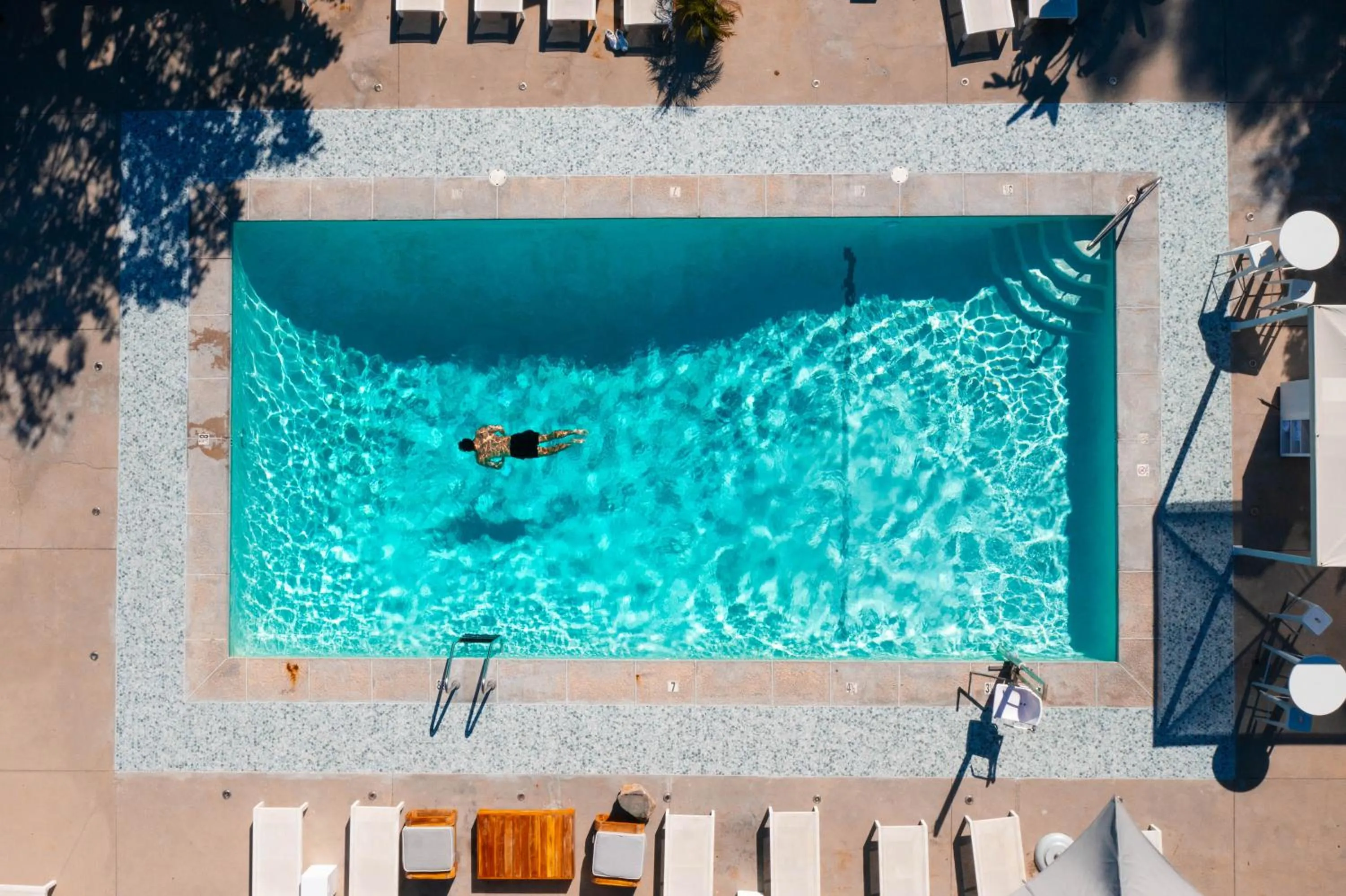 Luxe Sunset Boulevard Hotel