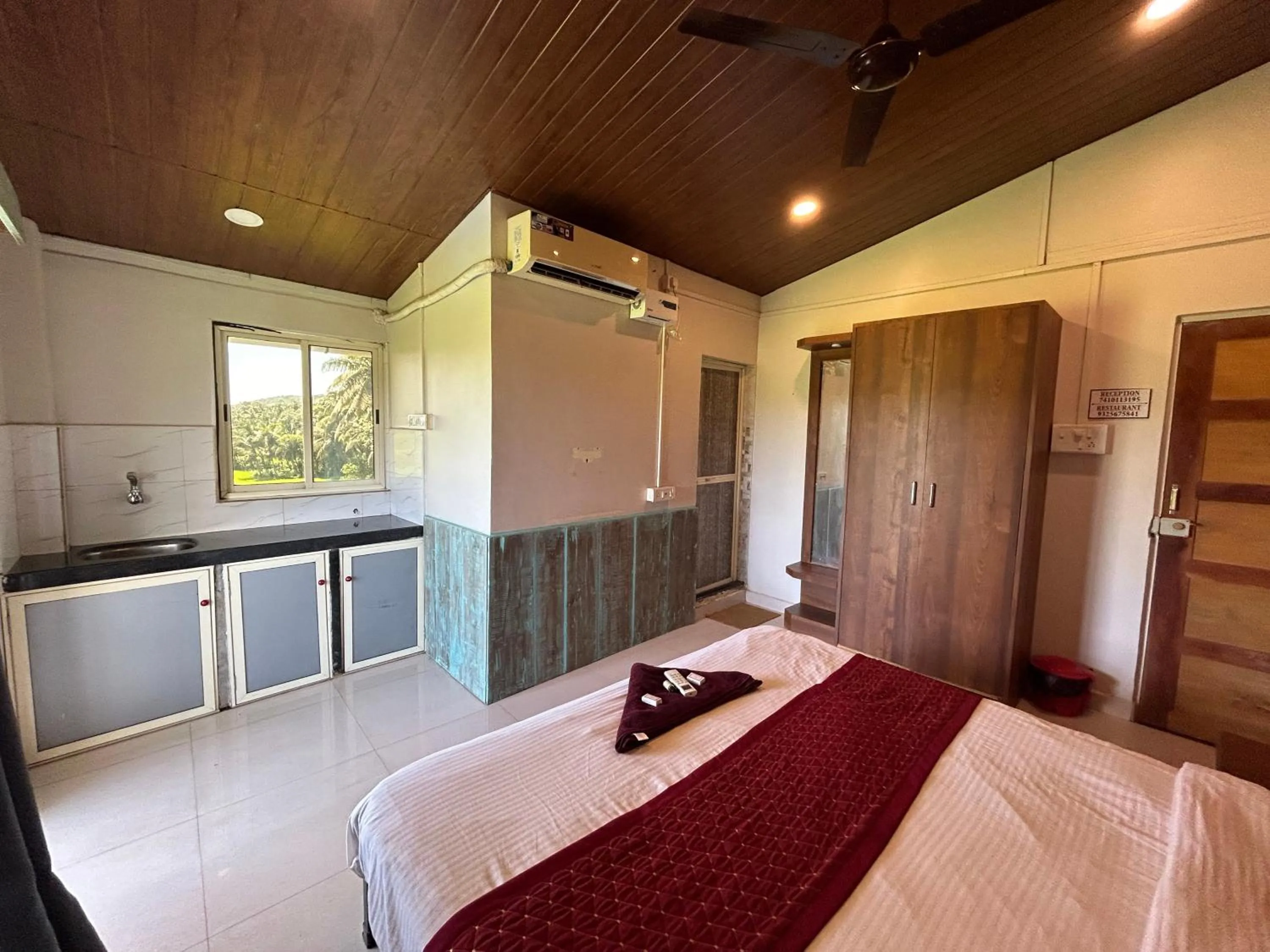 Bed in Shivam Bnb Mandrem Resort
