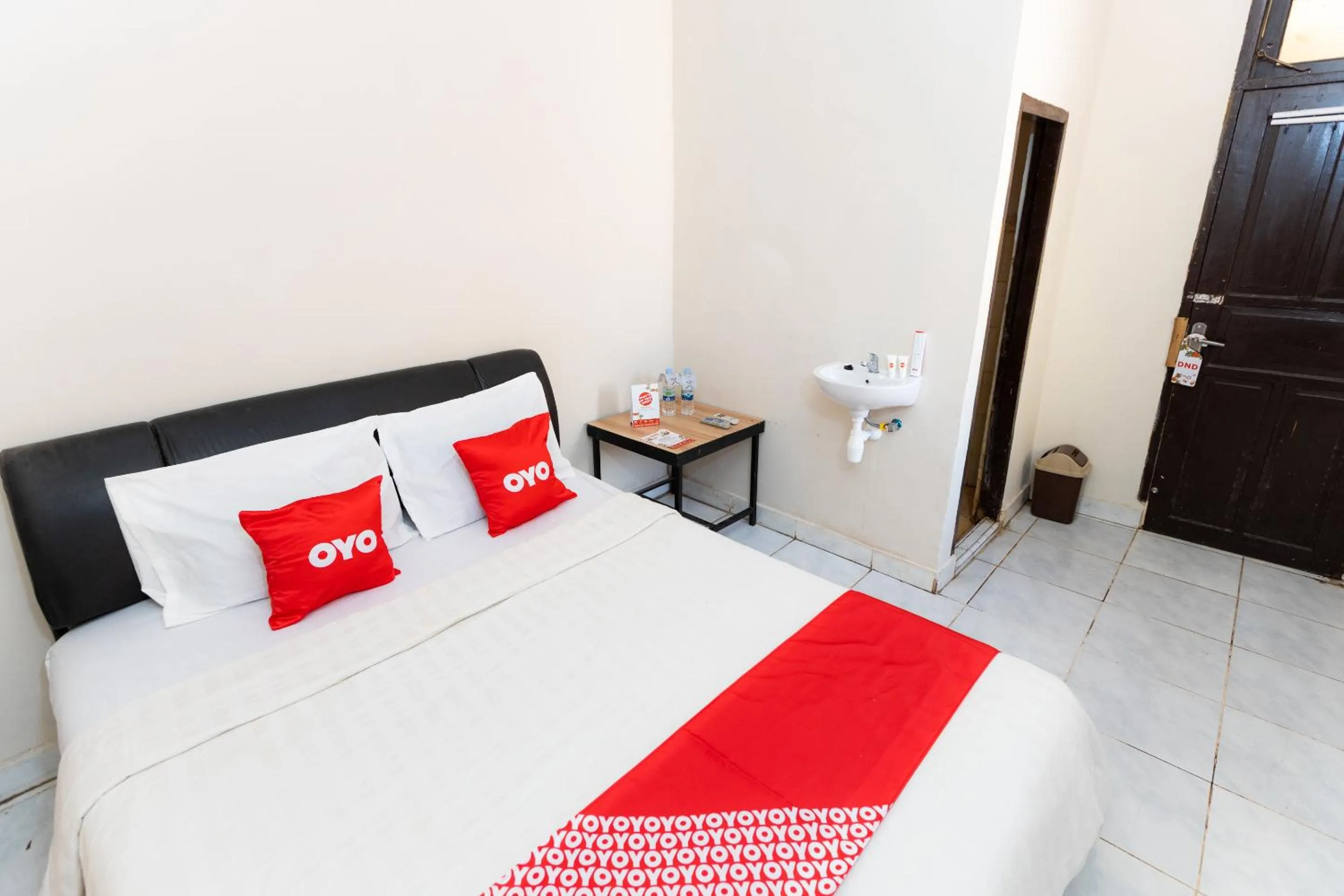 Bedroom in Hotel O Wisma Pelita Mas