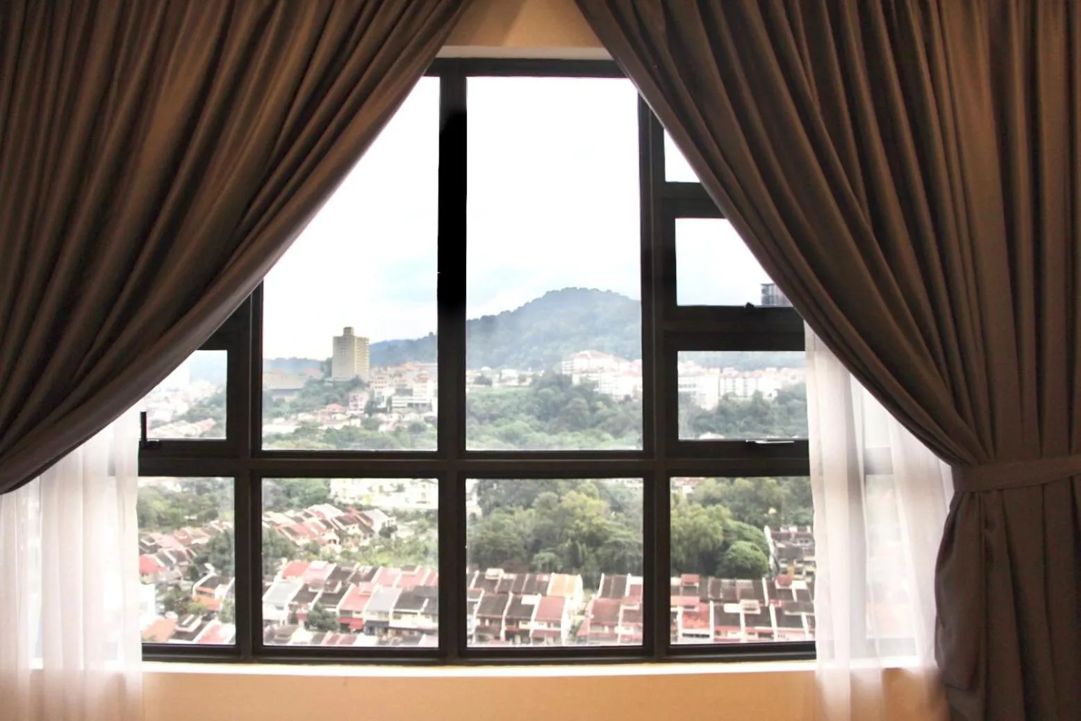 Natural landscape in EkoCheras Designer Suite by Moka @ Cheras