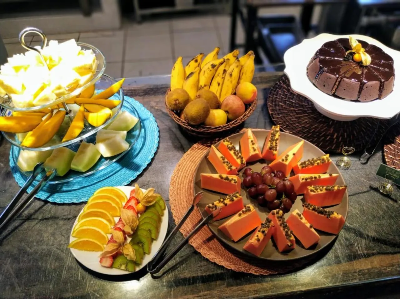 Buffet breakfast in Pousada Mevlana Garden