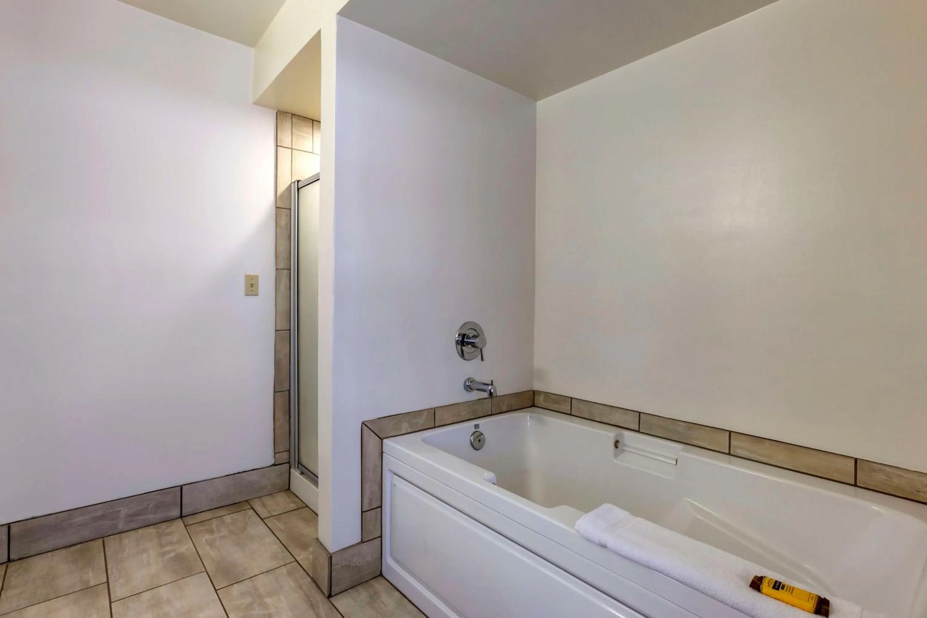 Bathroom in Best Western Plus Scottsdale Thunderbird Suites