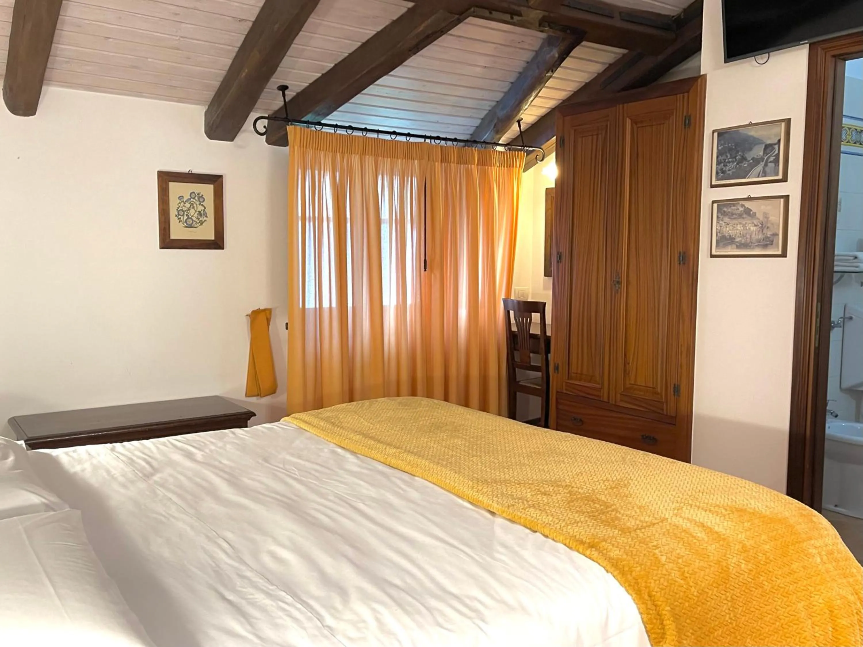 Bedroom, Bed in Agriturismo Sant'Alfonso