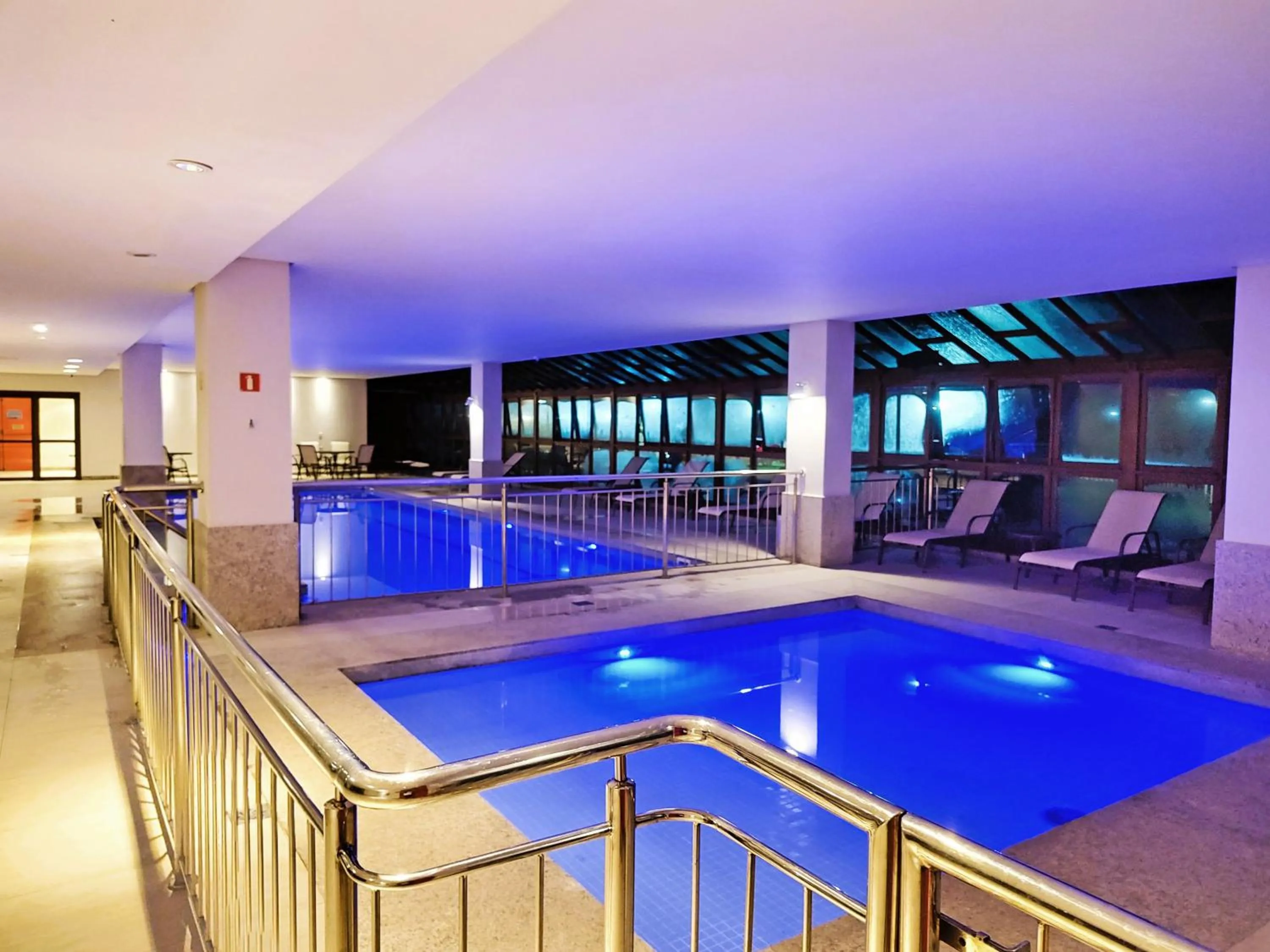 Hot Spring Bath in FLAT VARANDA PEDRA AZUL - Vista Azul Apart Hotel