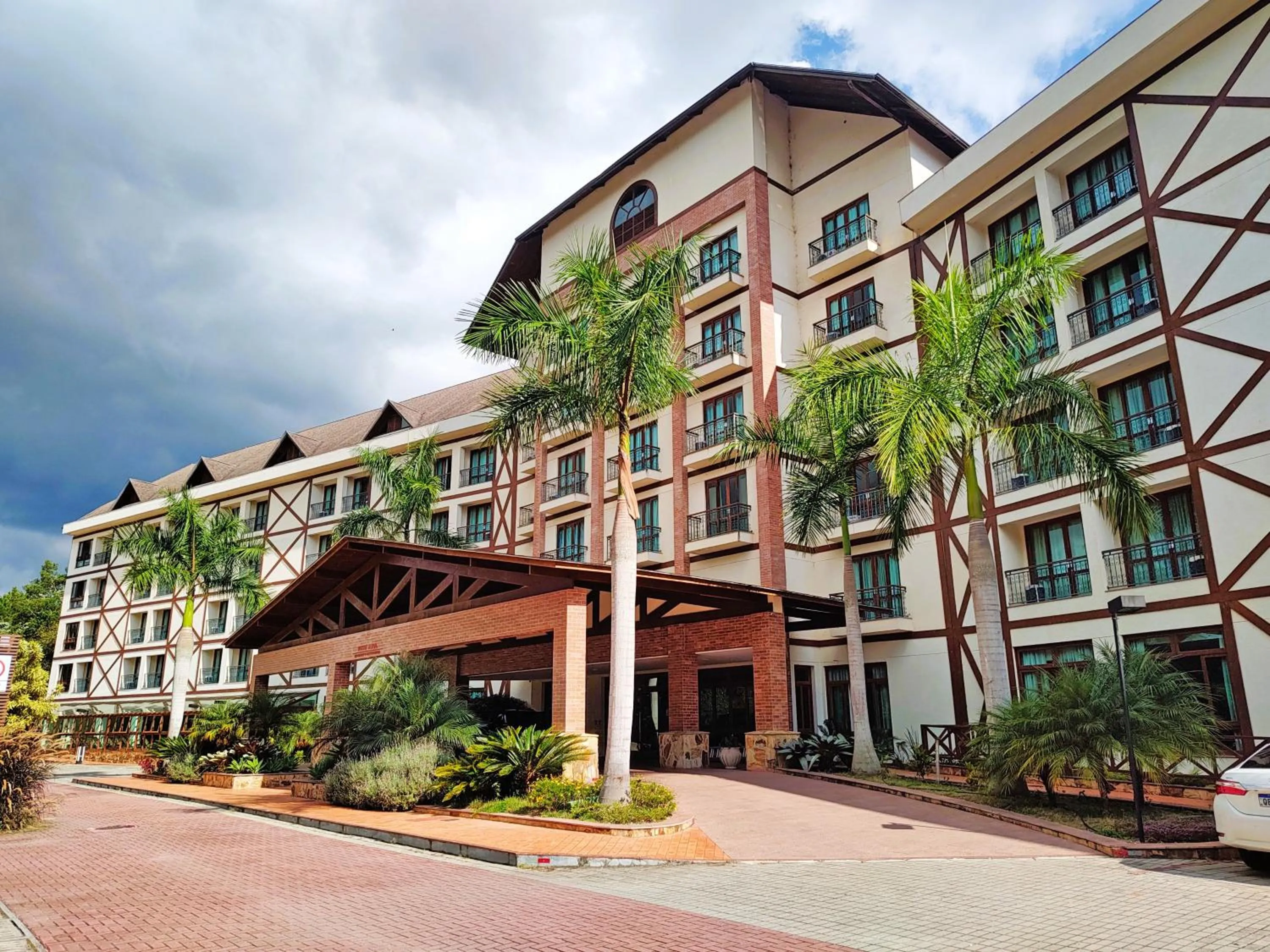 Property building in FLAT VARANDA PEDRA AZUL - Vista Azul Apart Hotel