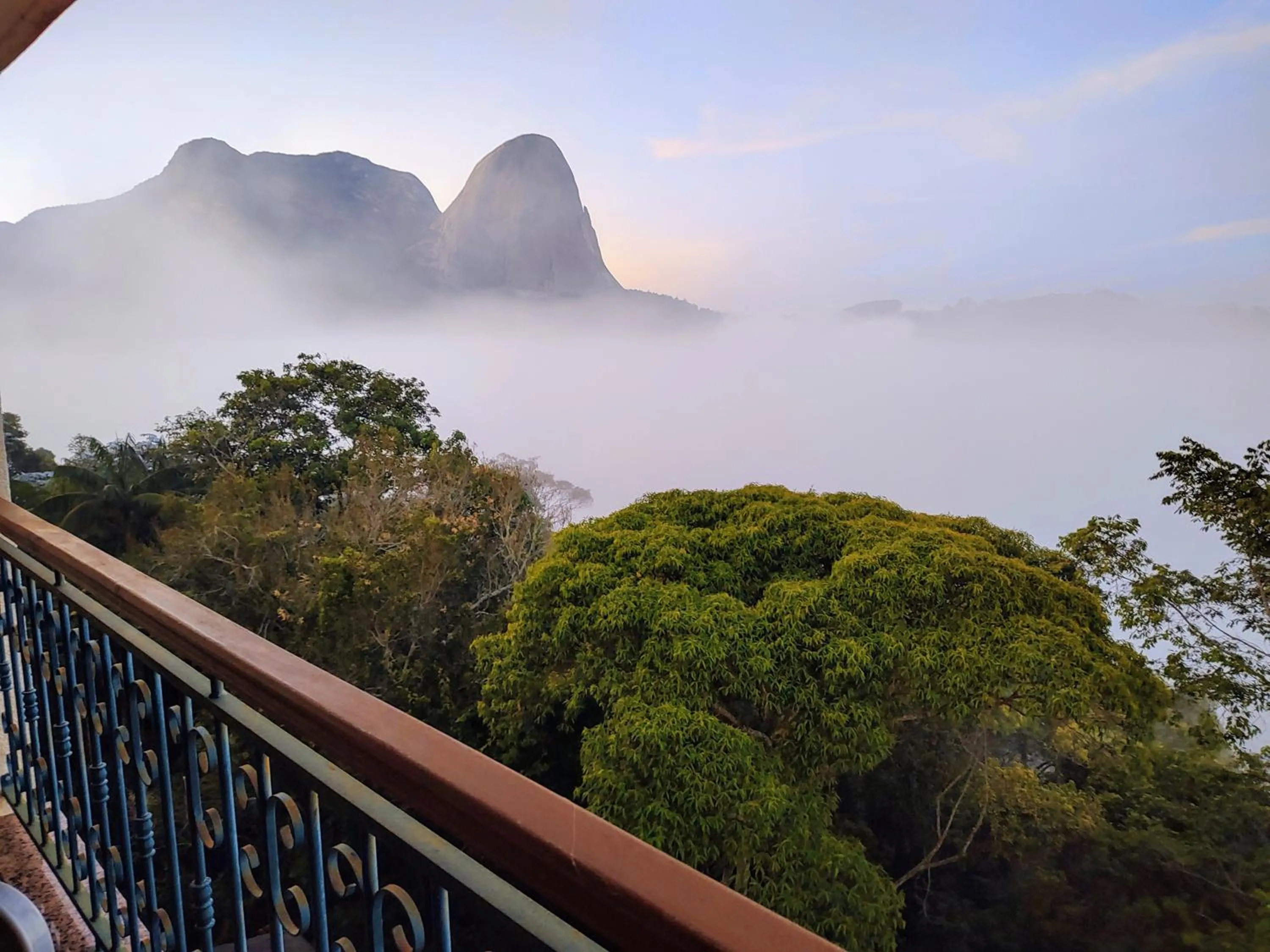 View (from property/room) in FLAT VARANDA PEDRA AZUL - Vista Azul Apart Hotel