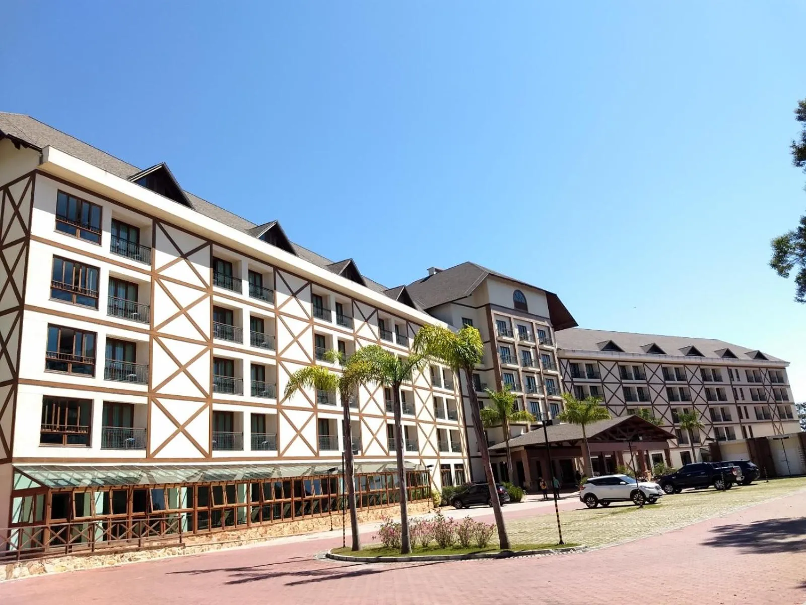 Property building in FLAT VARANDA PEDRA AZUL - Vista Azul Apart Hotel