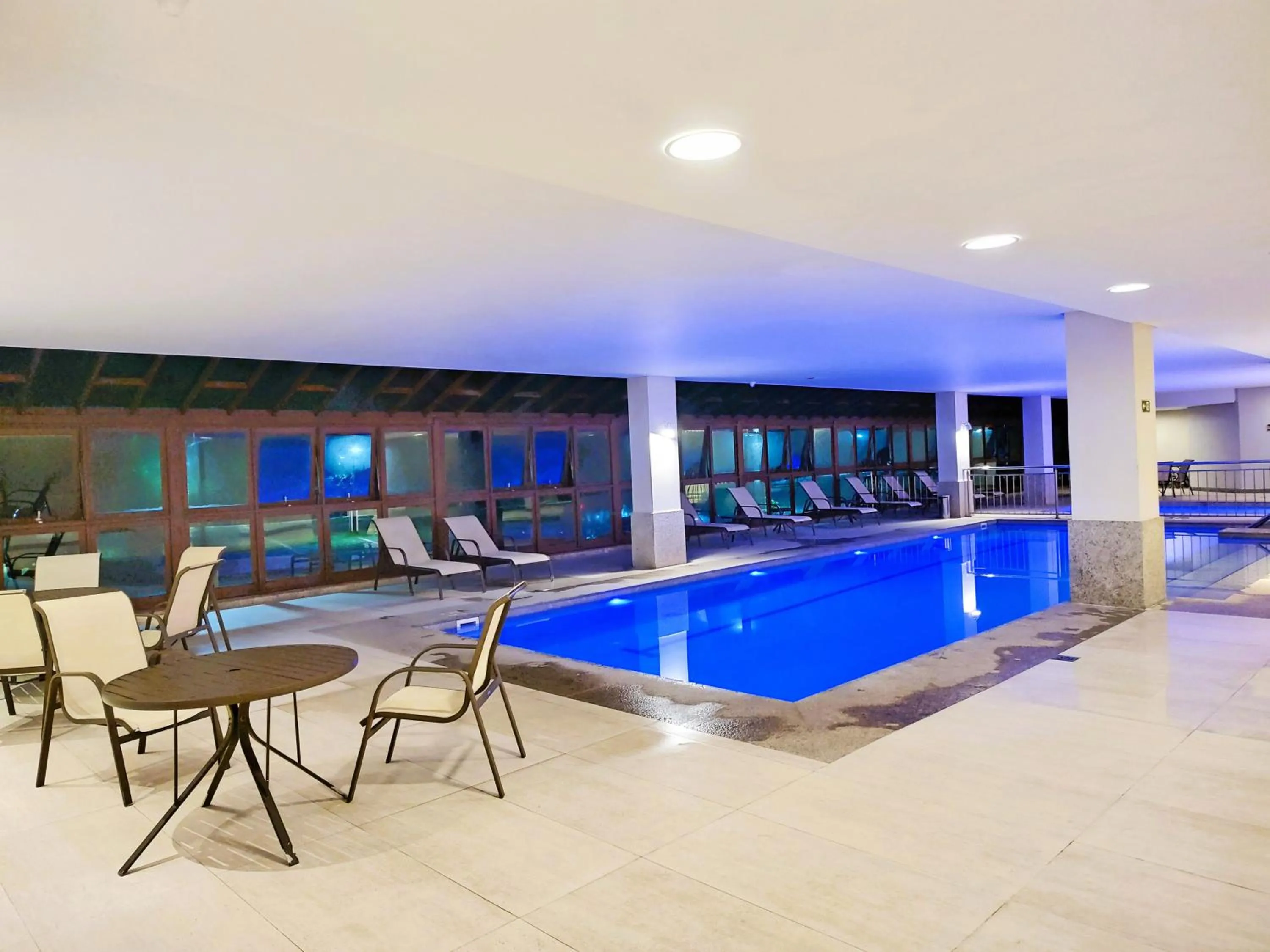 Hot Spring Bath in FLAT VARANDA PEDRA AZUL - Vista Azul Apart Hotel