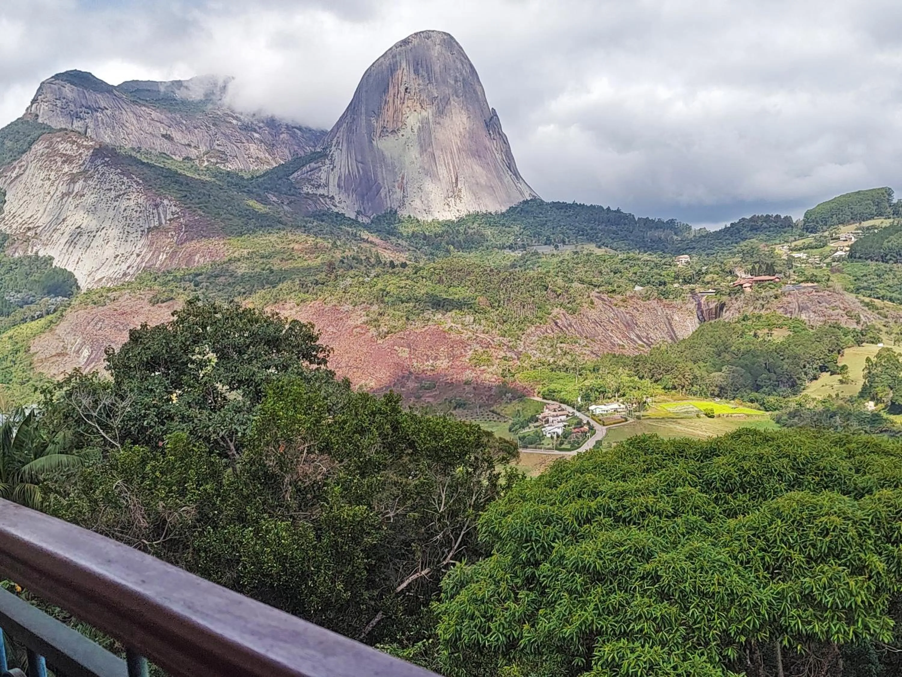 Area and facilities in FLAT VARANDA PEDRA AZUL - Vista Azul Apart Hotel