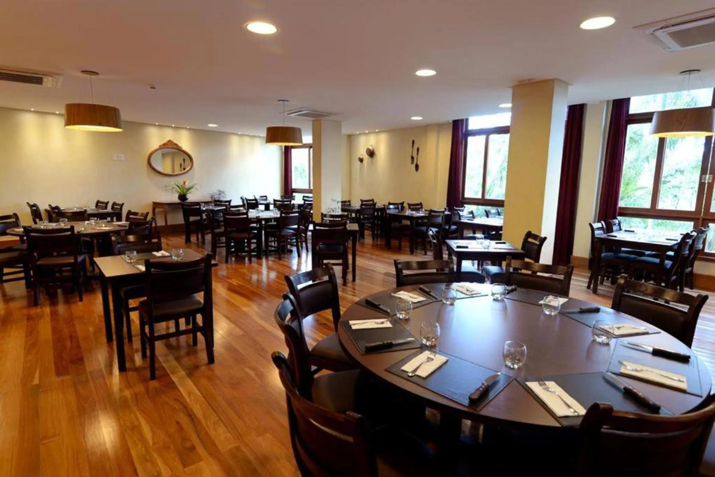 Restaurant/places to eat in FLAT VARANDA PEDRA AZUL - Vista Azul Apart Hotel