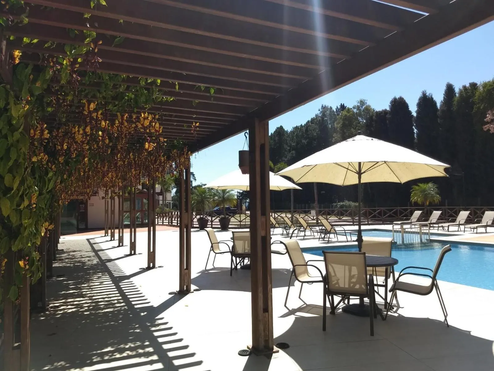 Patio in FLAT VARANDA PEDRA AZUL - Vista Azul Apart Hotel