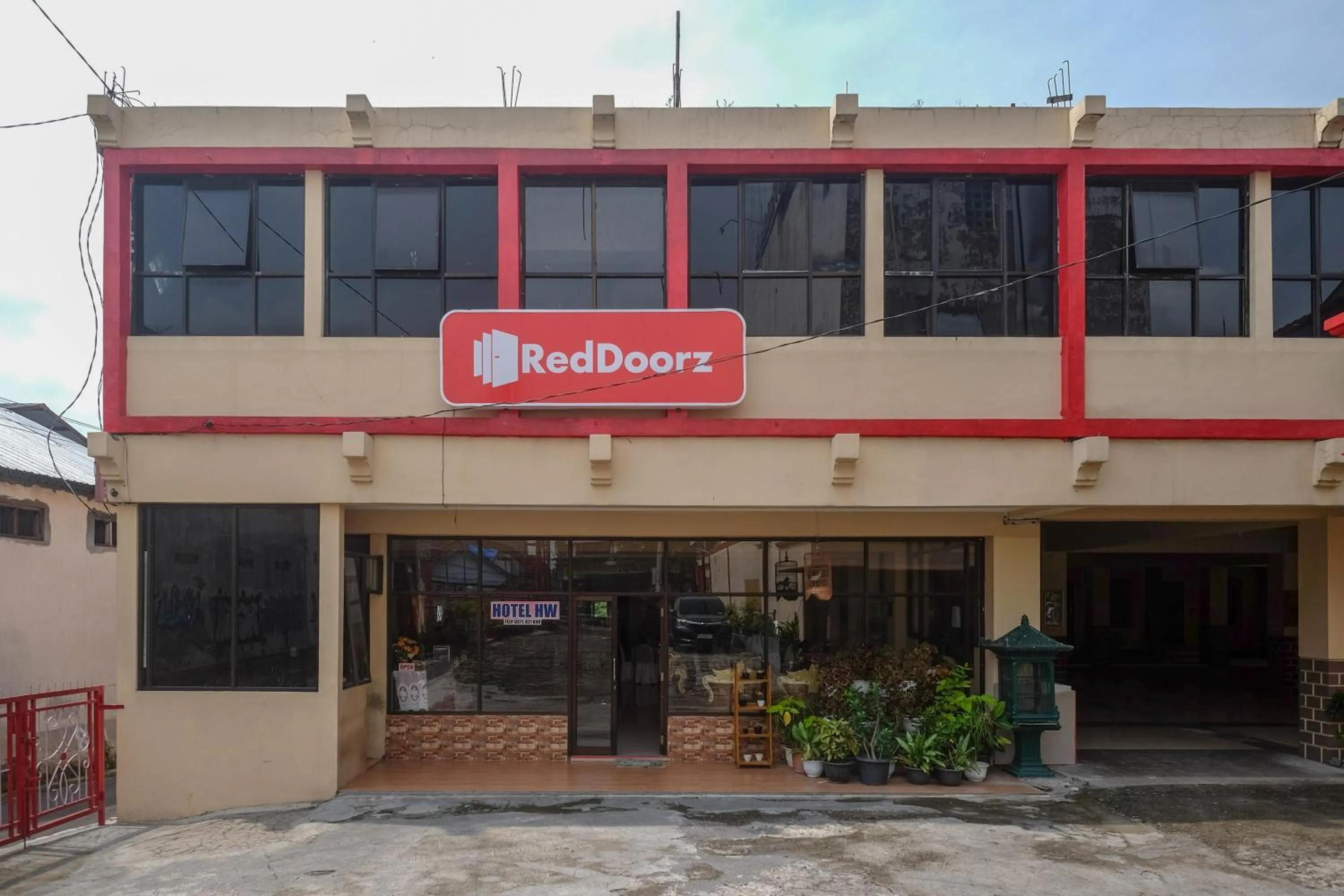 Property building in RedDoorz at H&W Hotel Solo