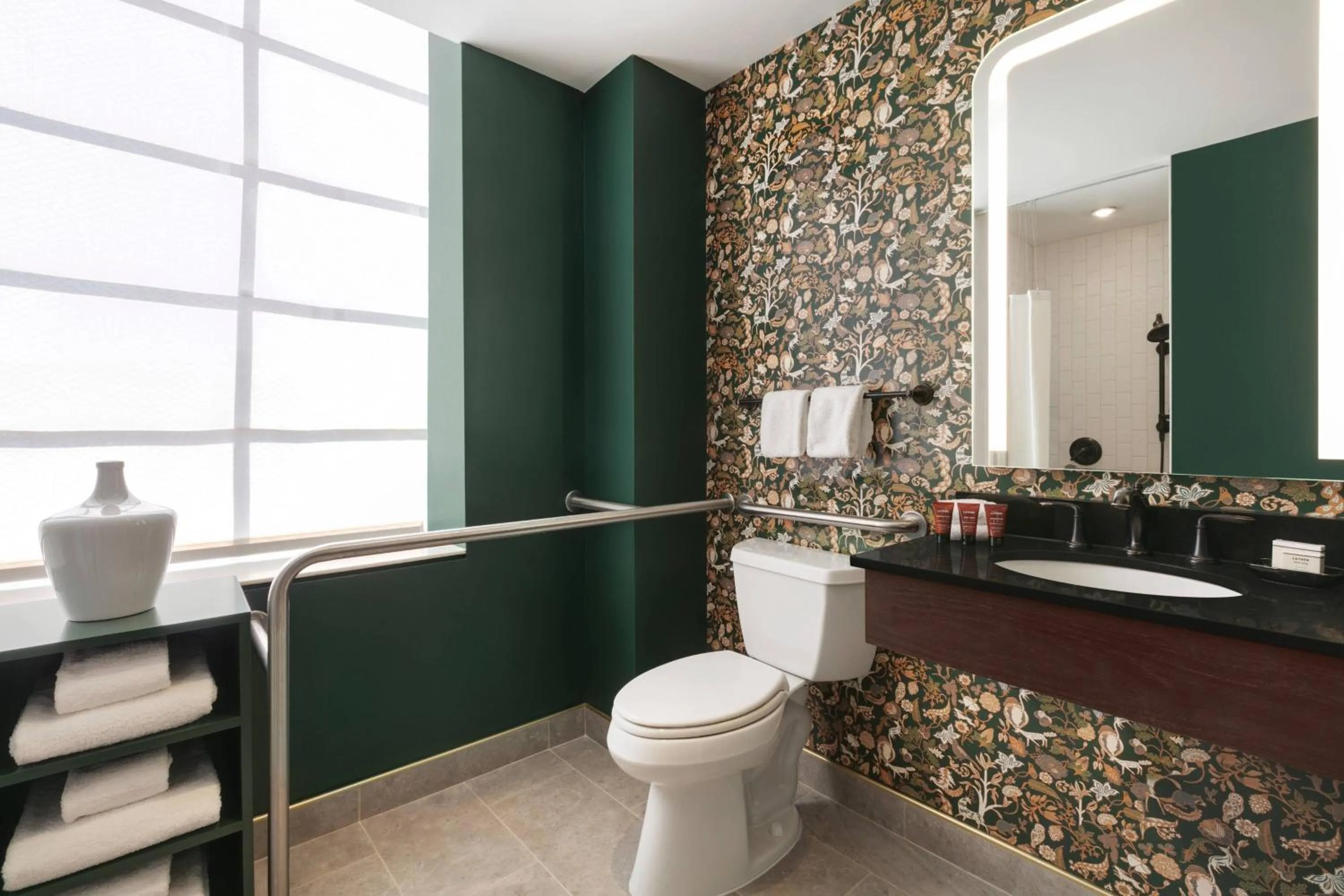 Bathroom in Glenn Hotel, Autograph Collection