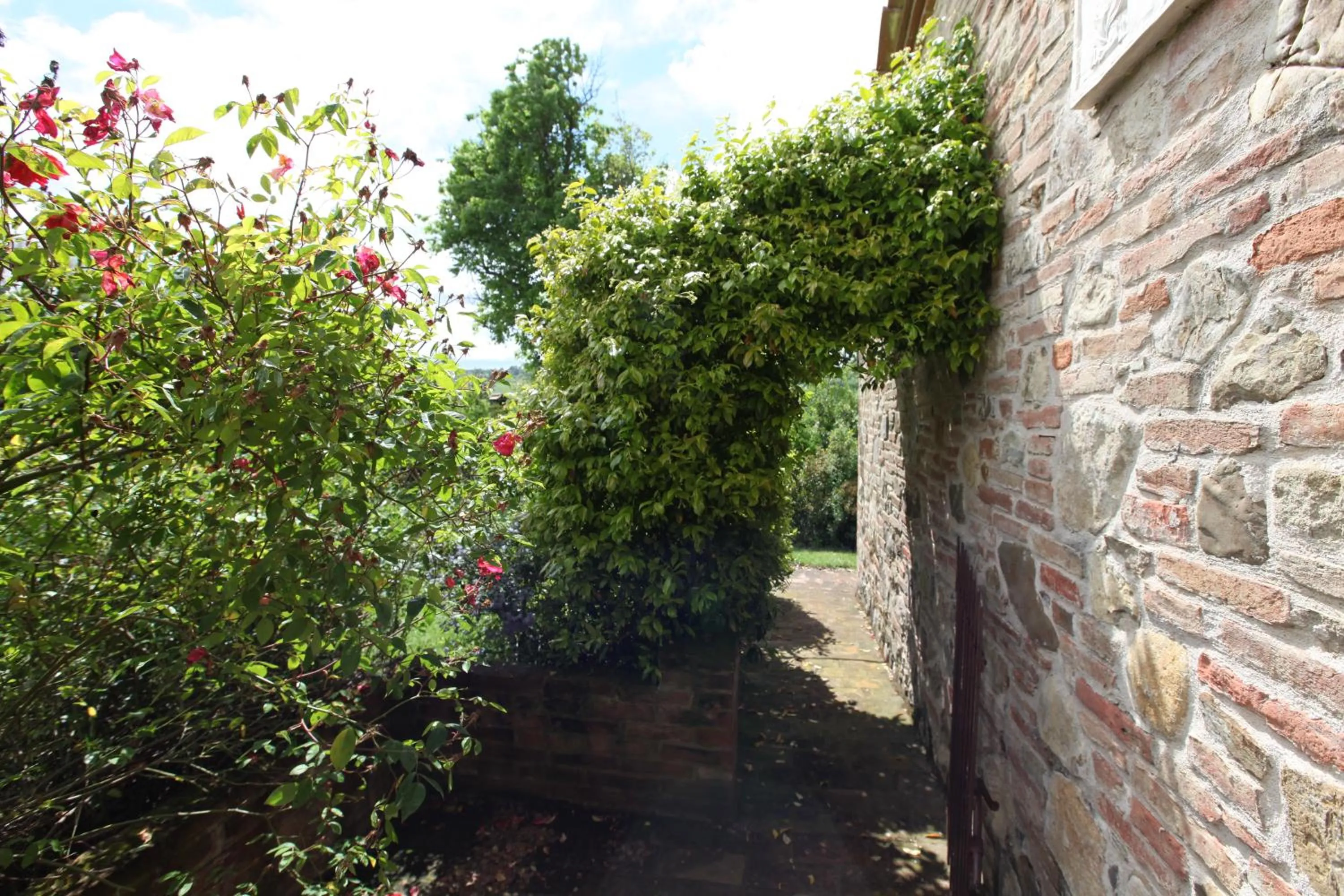 Facade/entrance in Agriturismo San Gallo