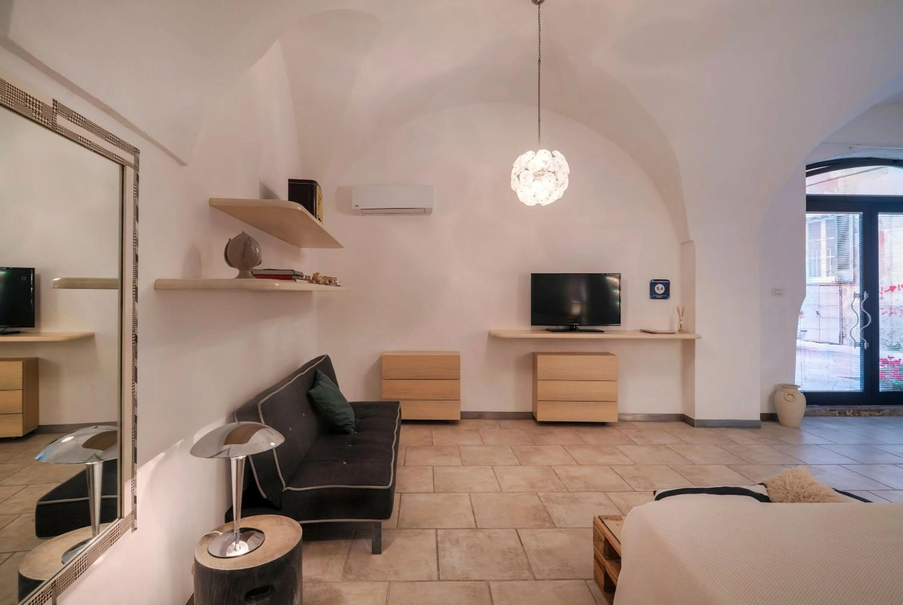 TV and multimedia in B&B Corte Dei Romiti - Lecce Selection