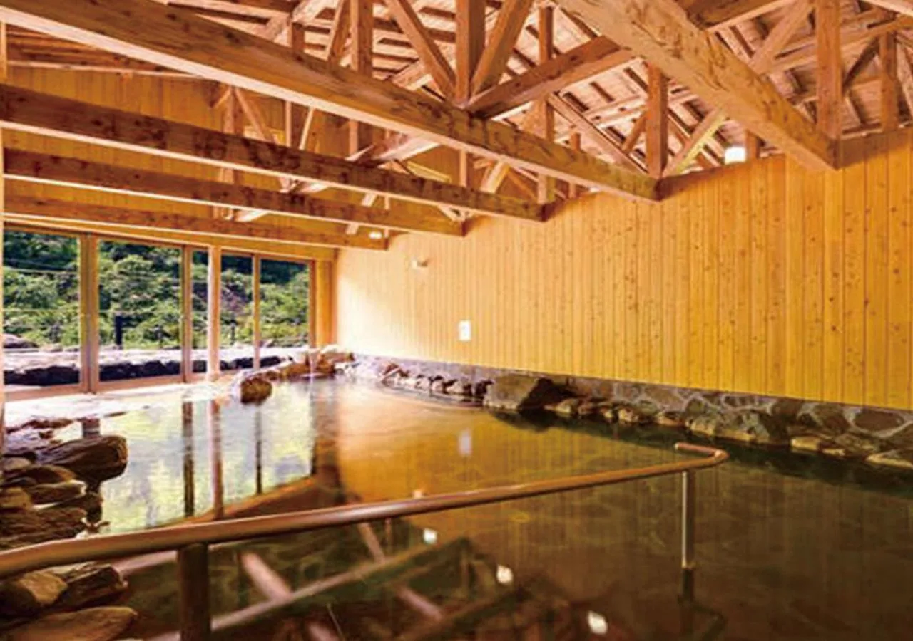Public Bath in Sasakura onsen Ryuunso